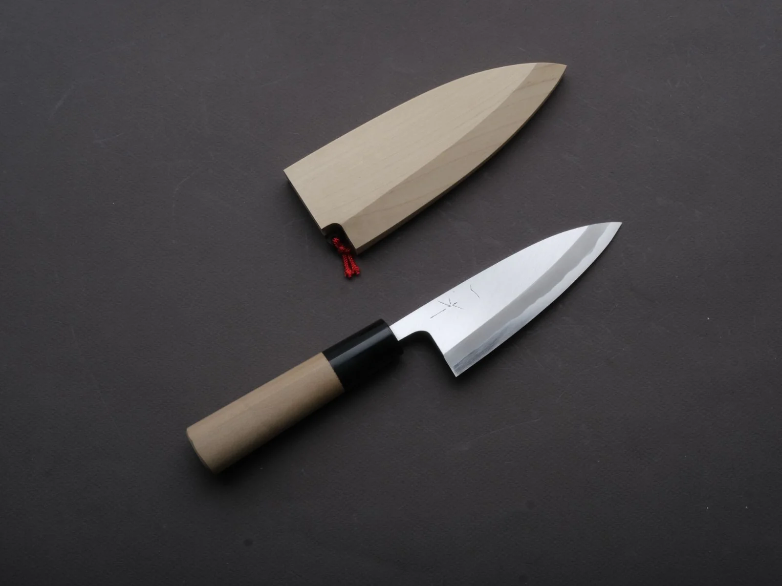 Hitohira - Togashi - White #2 - Deba - 120mm - Magnolia Handle - Saya