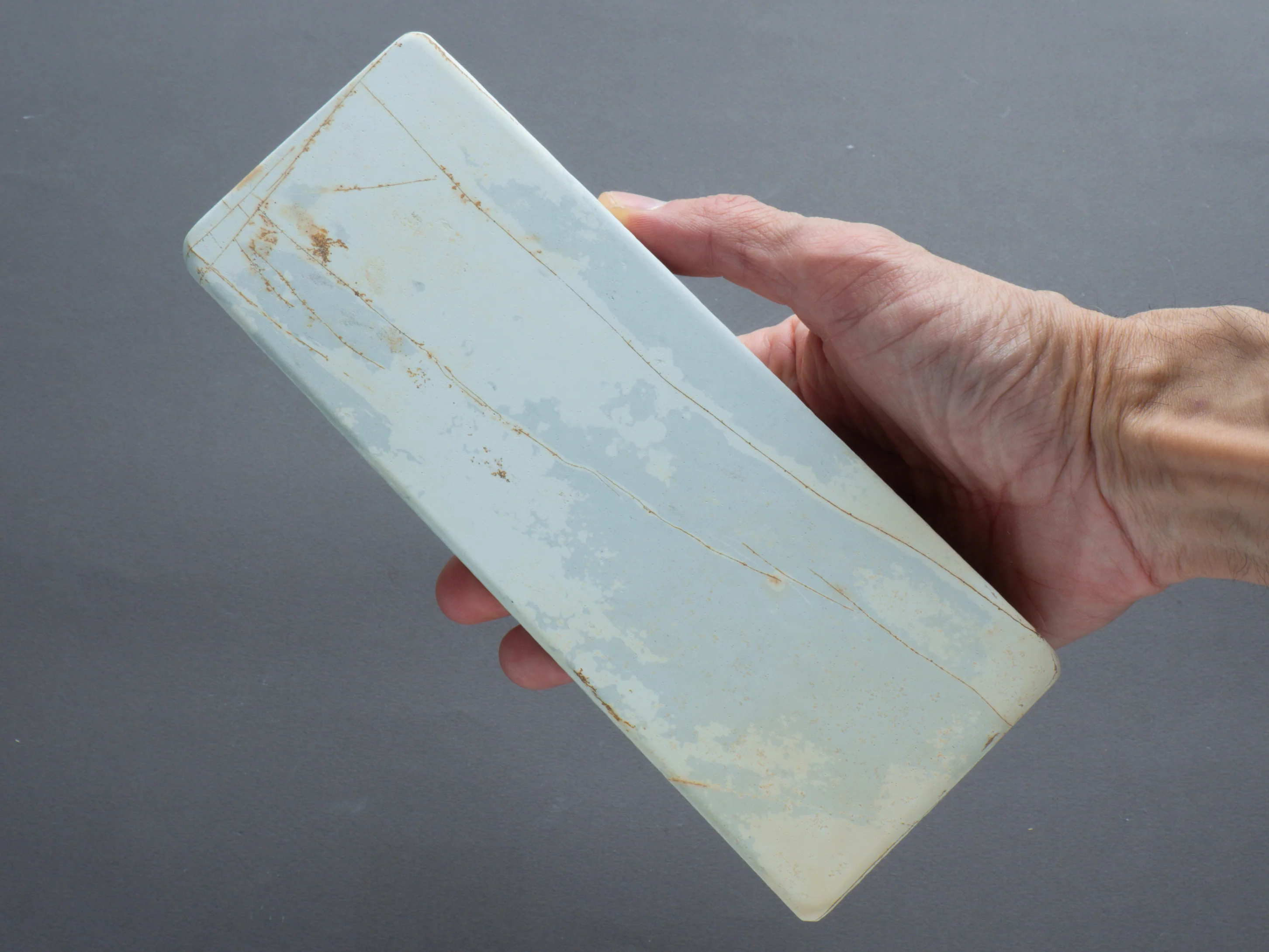 Komon - Natural Stone - Premium Pick - Shiro Suita - Image 5