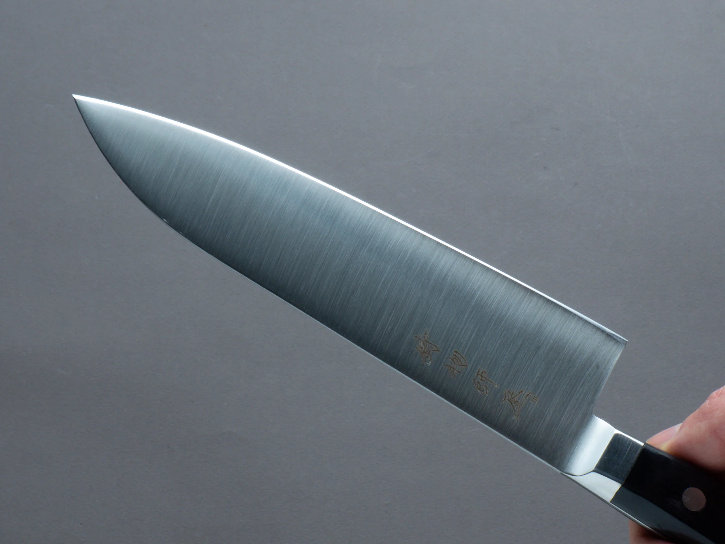 Hitohira - Imojiya TH - Stainless - Migaki - Santoku - 180mm - Western Handle - Image 4