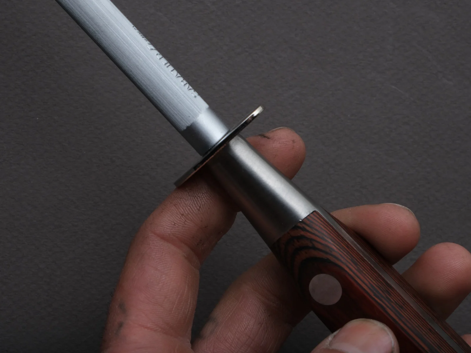 K Sabatier - Auvergne - Honing Rod - 8" - Coral Wood Handle - Image 3