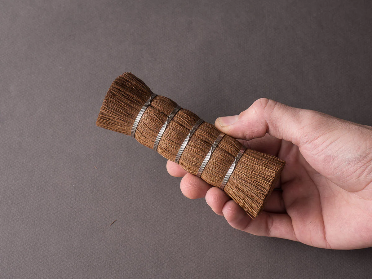 Kanaya - Tawashi Plate Brush w/ String - Palm - Image 3