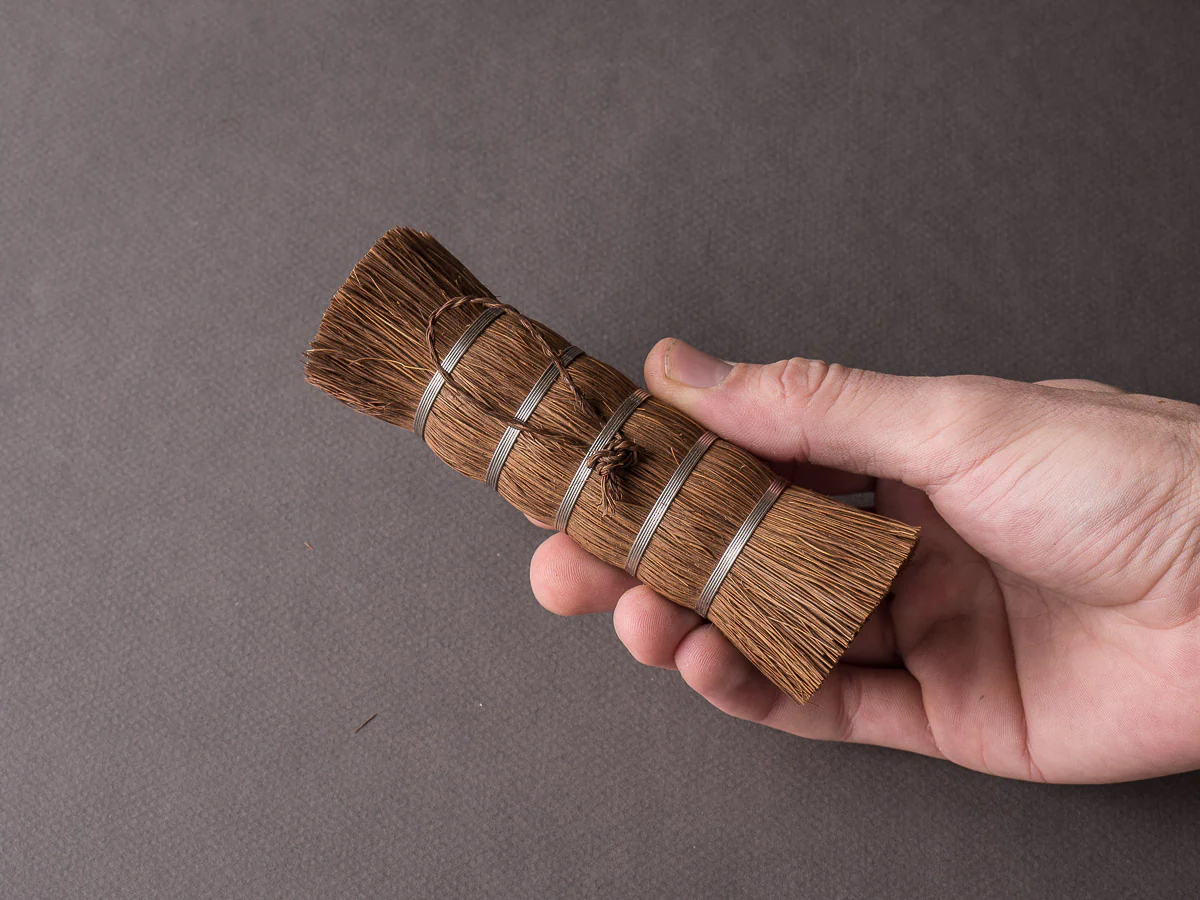 Kanaya - Tawashi Plate Brush w/ String - Palm - Image 6