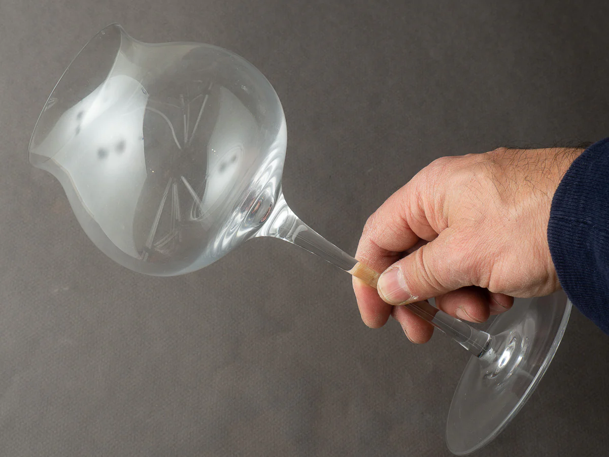 Kimura Glass - Tasaki - 20oz - Mature Wine Glass