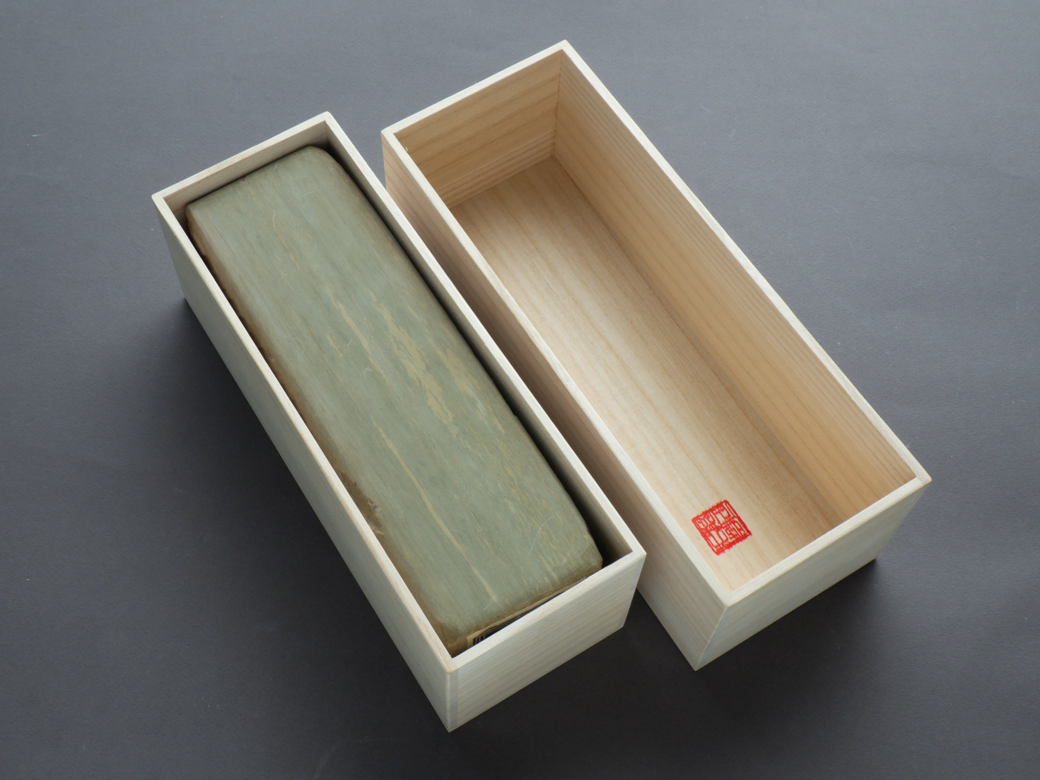 Komon - Natural Stone - Premium Vintage Pick - Large Vintage Hideriyama - Image 2