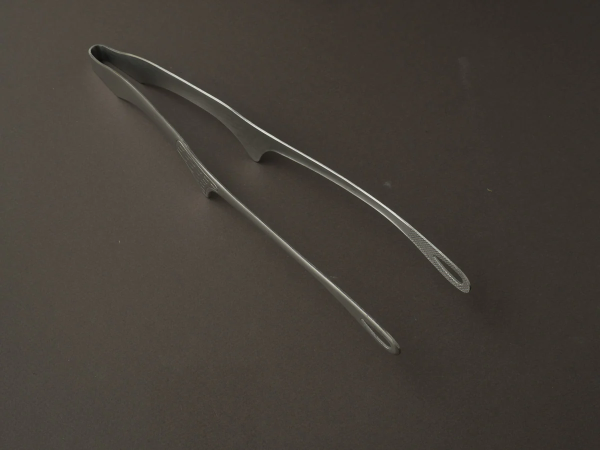 Komon - Senbudo Yakiniku Tongs - Large with Stand (Multiple Colors)