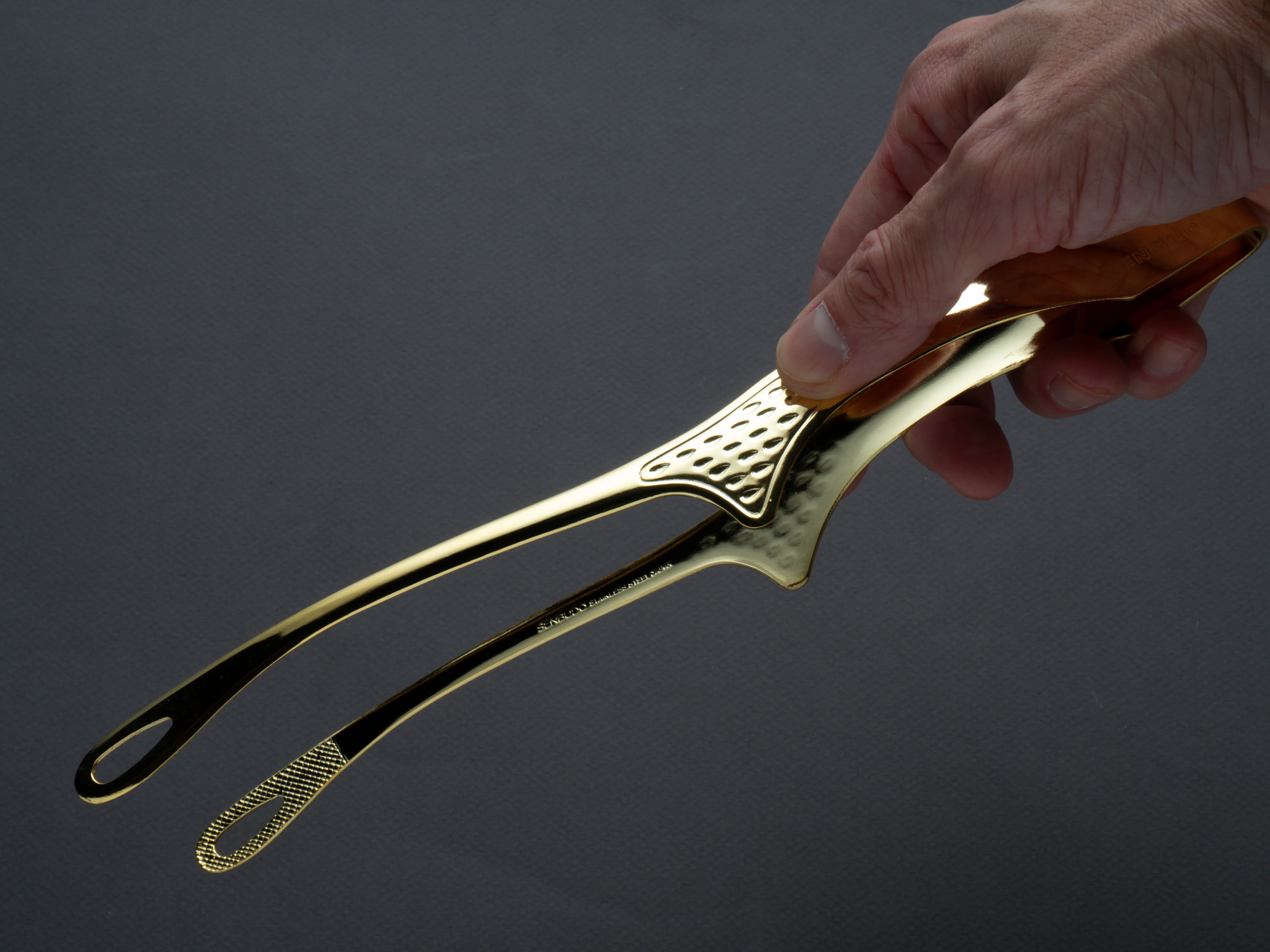 Komon - Senbudo Yakiniku Tongs - Large with Stand (Multiple Colors) - Image 9