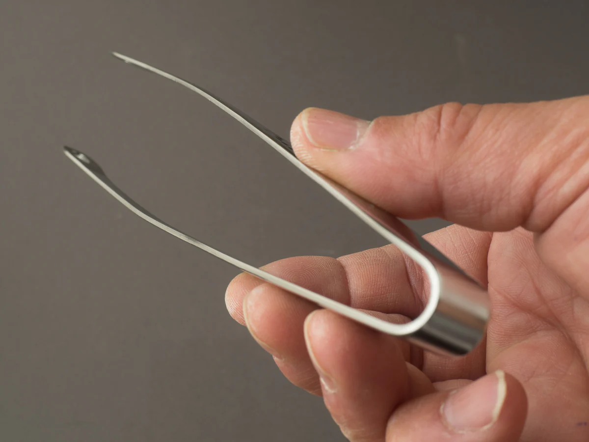 Komon - Senbudo Yakiniku Tongs - Medium - Image 3