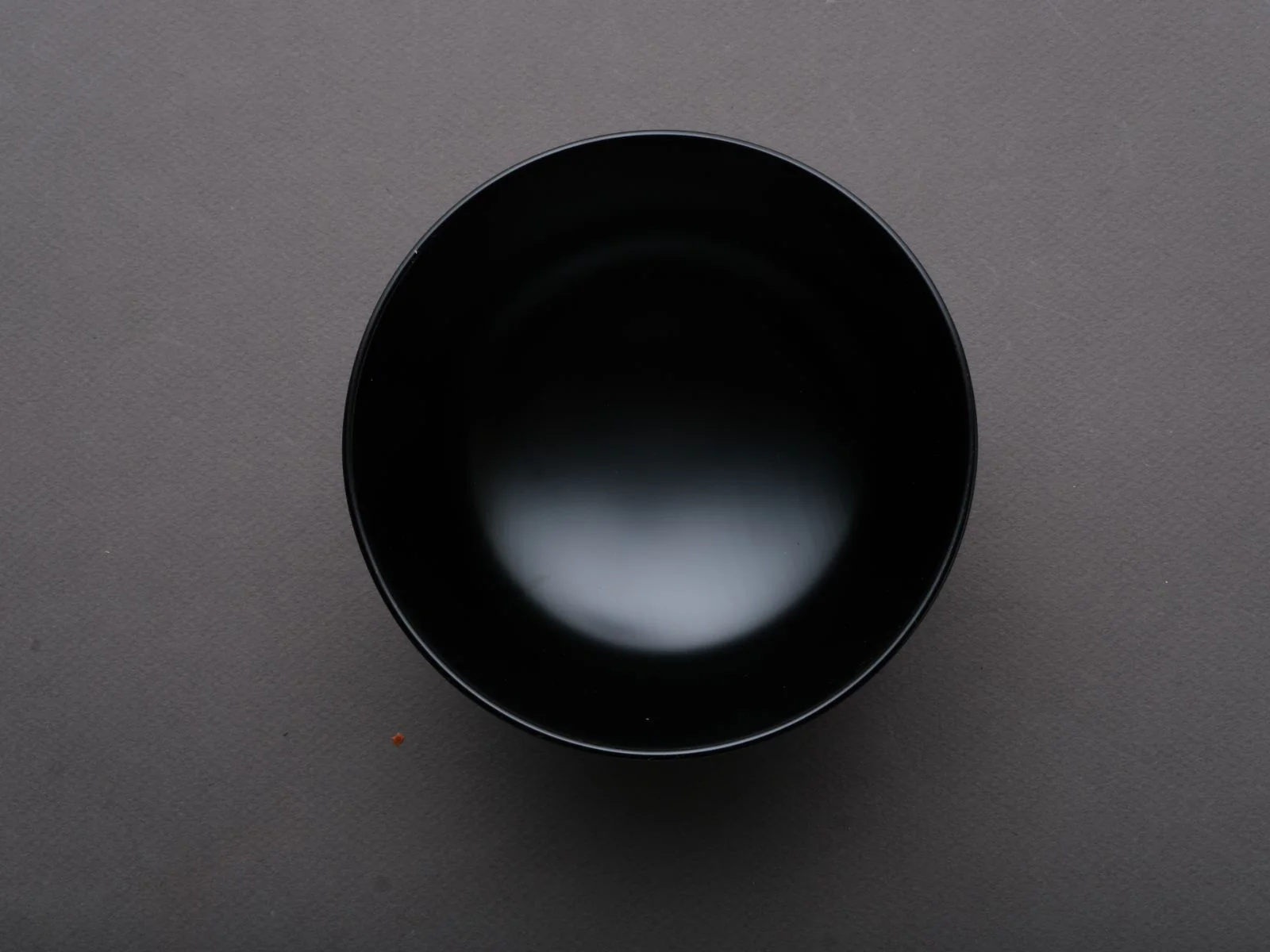 Komon - Tomoaki Nakano - Urushi Lacquer/Wood - Hiyu-wan (Small Bowl) - Multiple Colors - Image 4