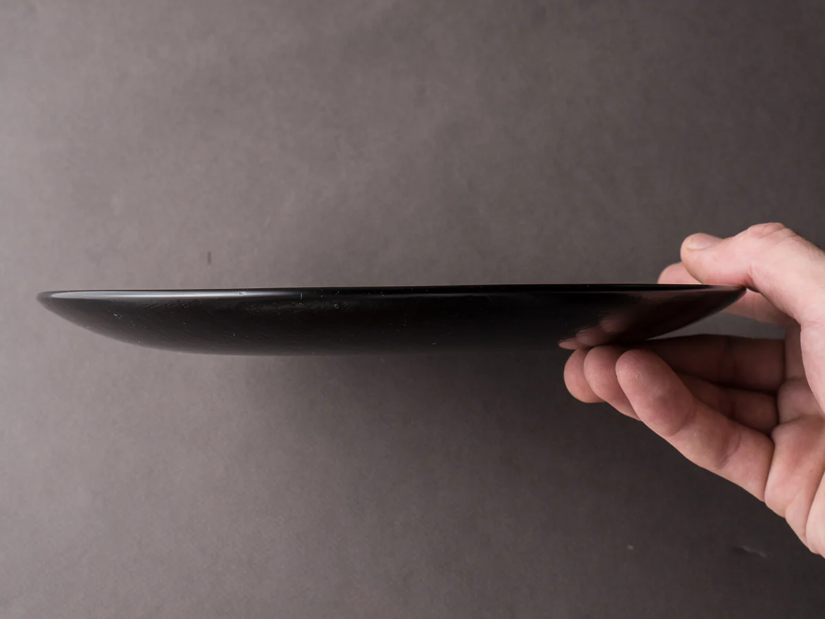 Komon - Tomoaki Nakano - Urushi Lacquerware - 9.5 Inch Line Pattern Plate - Image 5