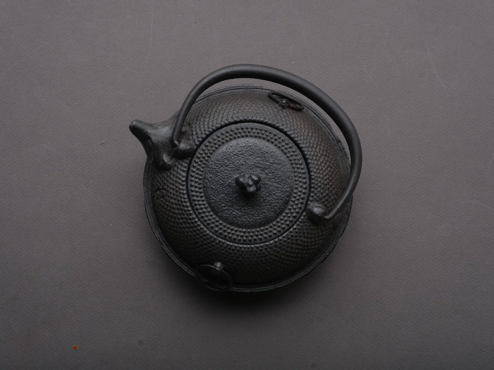 Komon - Yamagata Imono - Bunbuku (Teapot)