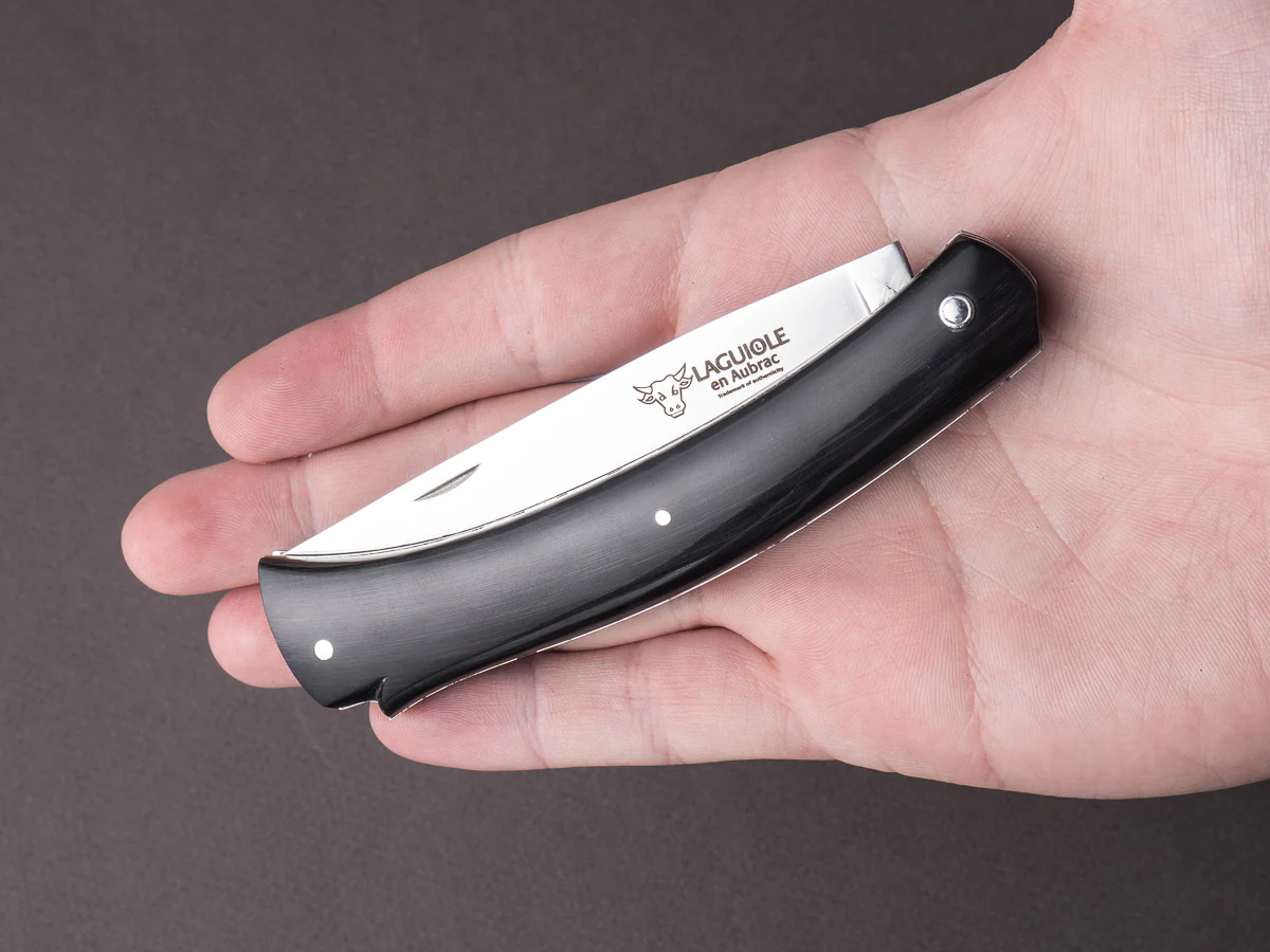 Laguiole en Aubrac - 110mm Mistral - Black Buffalo Horn - Image 7