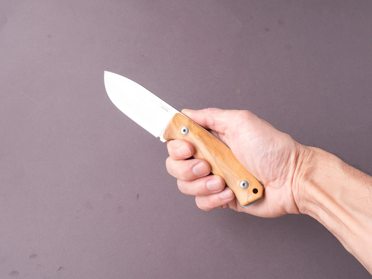 lionSTEEL - Fixed Blade - M2M - M390 - 90mm - Olive Wood - Leather Sheath - Image 4
