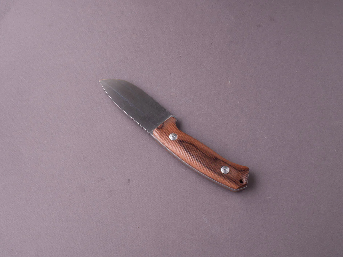 lionSTEEL - Fixed Blade - M3 - Niolox - 105mm - Santos Mahogany Handle - Leather Sheath - Image 3