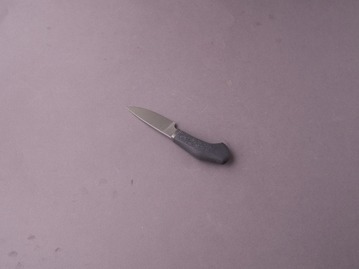 lionSTEEL - Fixed Blade - Willy - M390 - 65mm - Carbon Fiber - Leather Sheath - Image 3