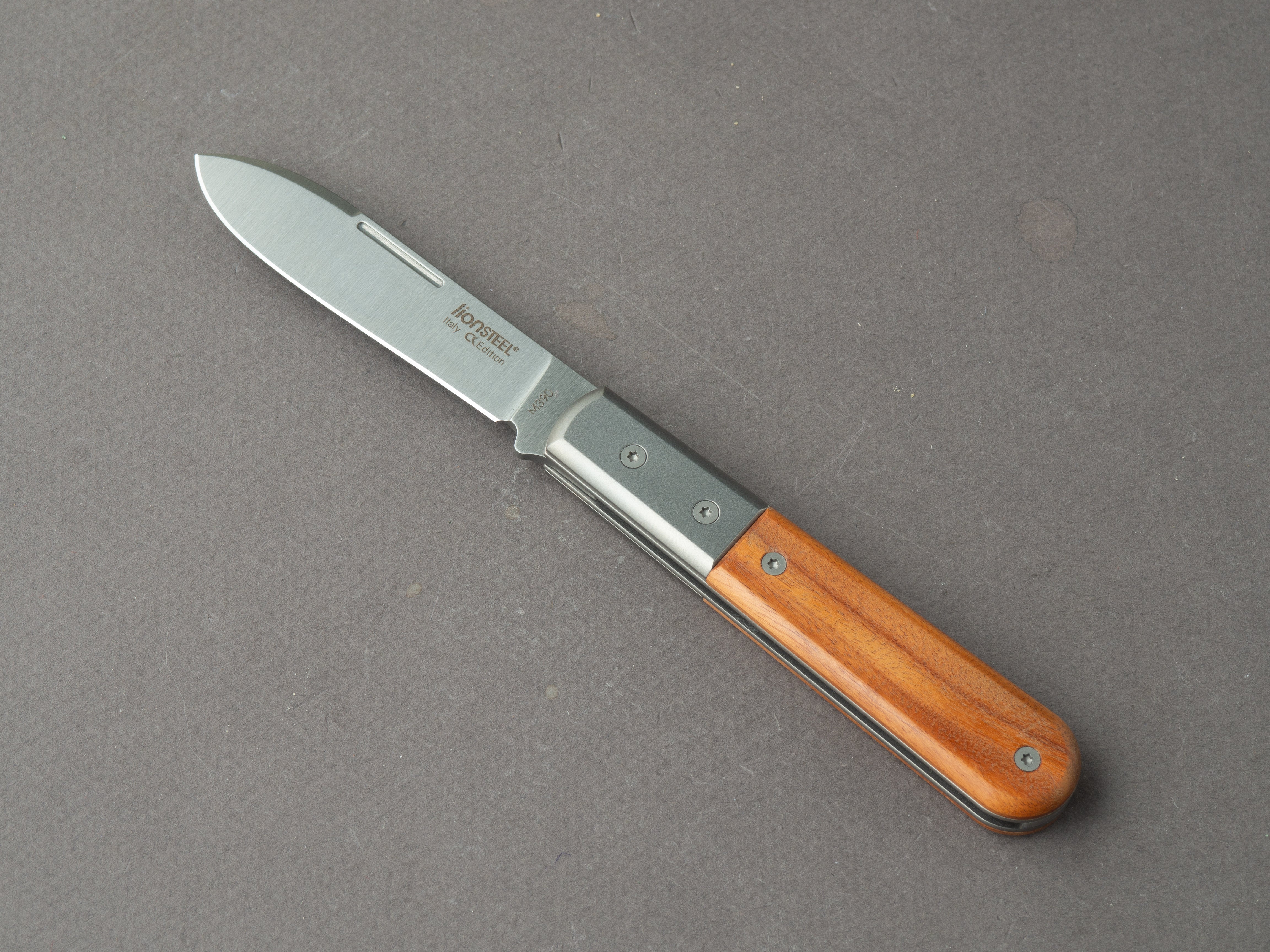 lionSTEEL - Folding Knife - Barlow - Roundhead - 65mm - M390 - Slip Joint - Santos w/ Metal Bolster - Image 2
