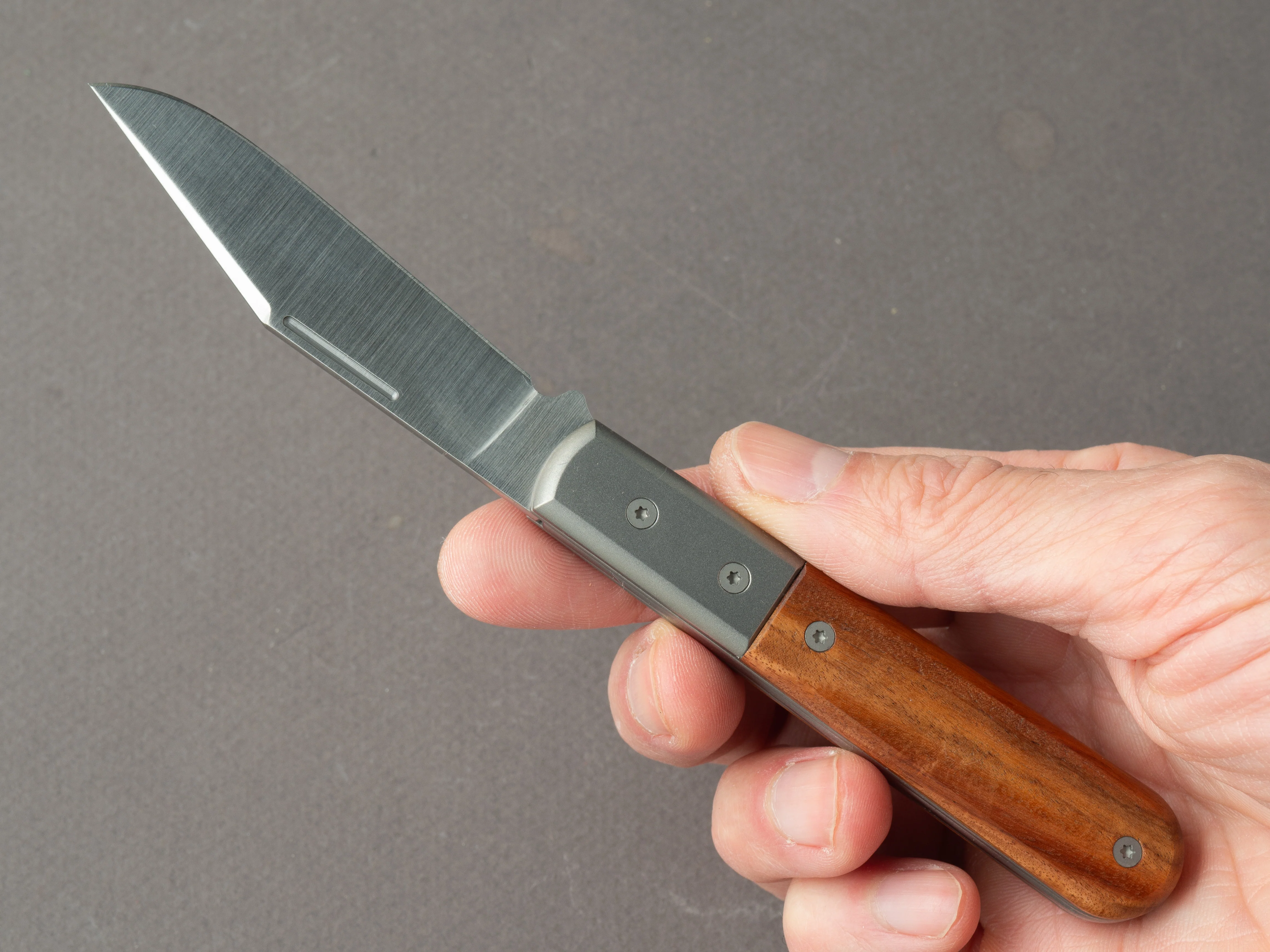 lionSTEEL - Folding Knife - Barlow - Shuffler - 65mm - M390 - Slip Joint - Santos w/ Metal Bolster - Image 8