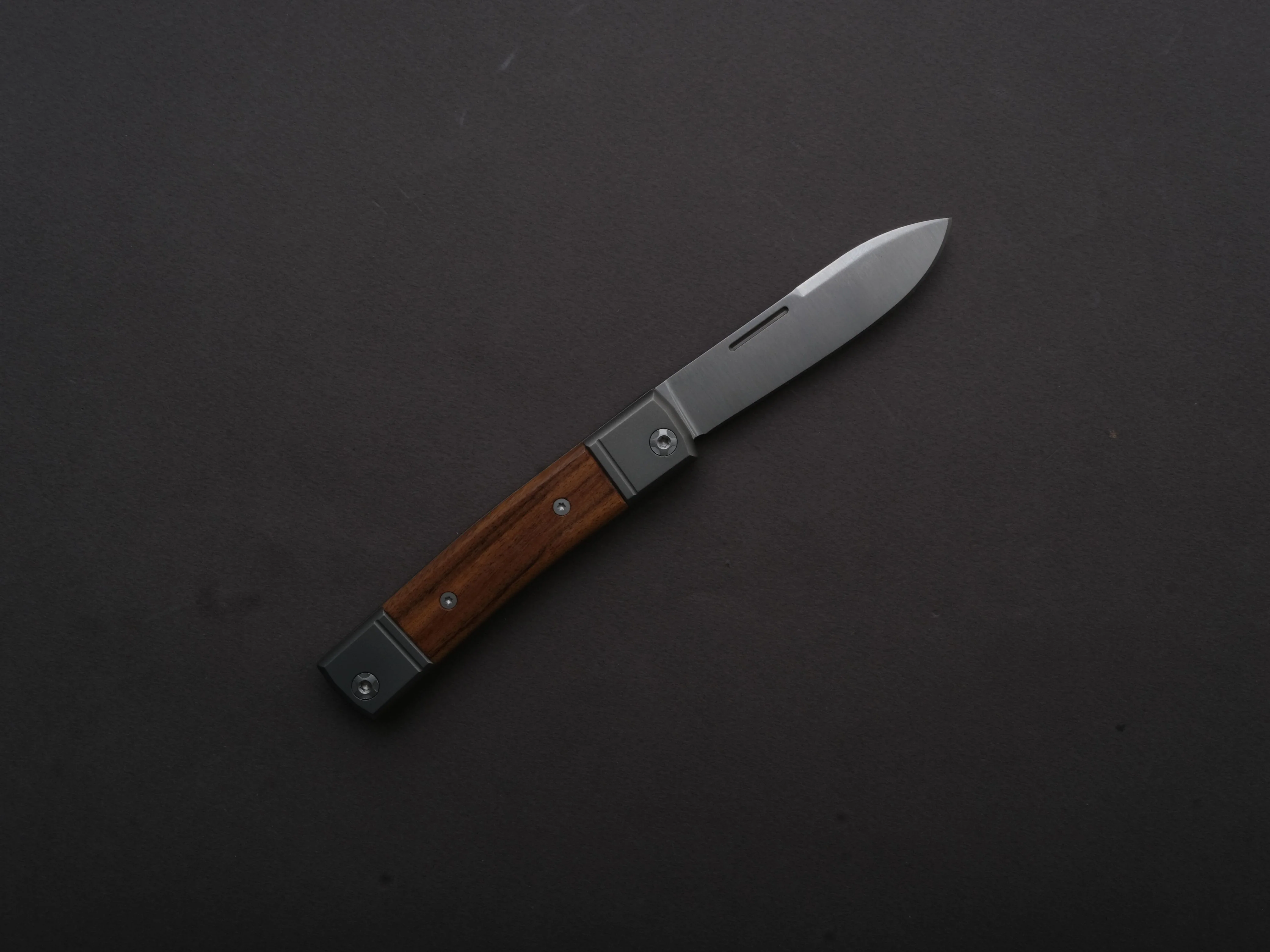 lionSTEEL - Folding Knife - bestMAN - Drop Point - 71mm - M390 - Slip Joint - Santos