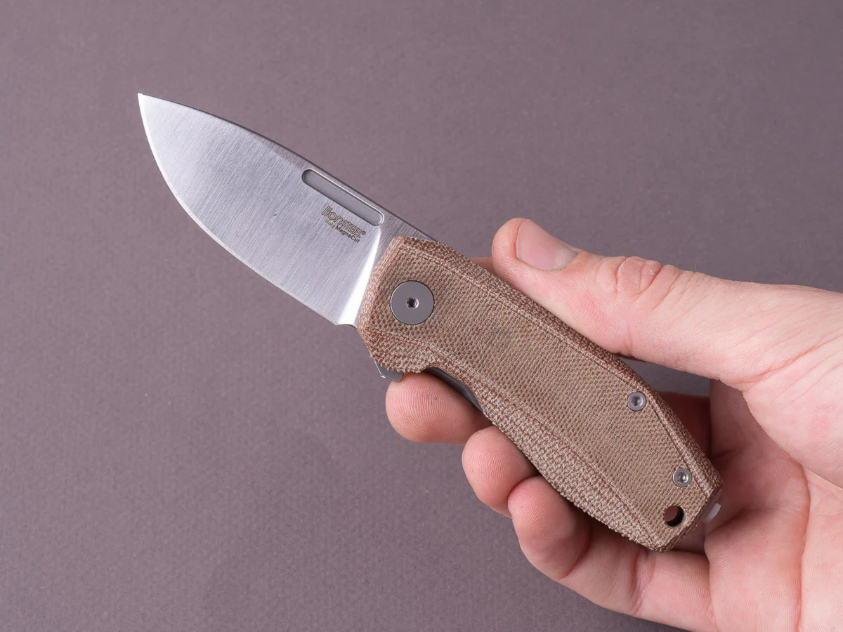 lionSTEEL - Folding Knife - Frame Lock - Nano - MagnaCut - 65mm - Canvas Micarta & Titanium - Image 5
