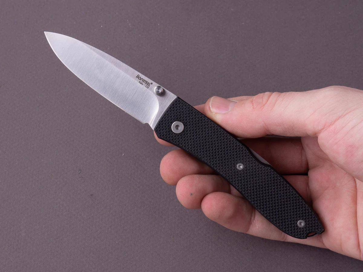 lionSTEEL - Folding Knife - Opera 74mm - D2 - Lock Back - Black G10 - Image 4