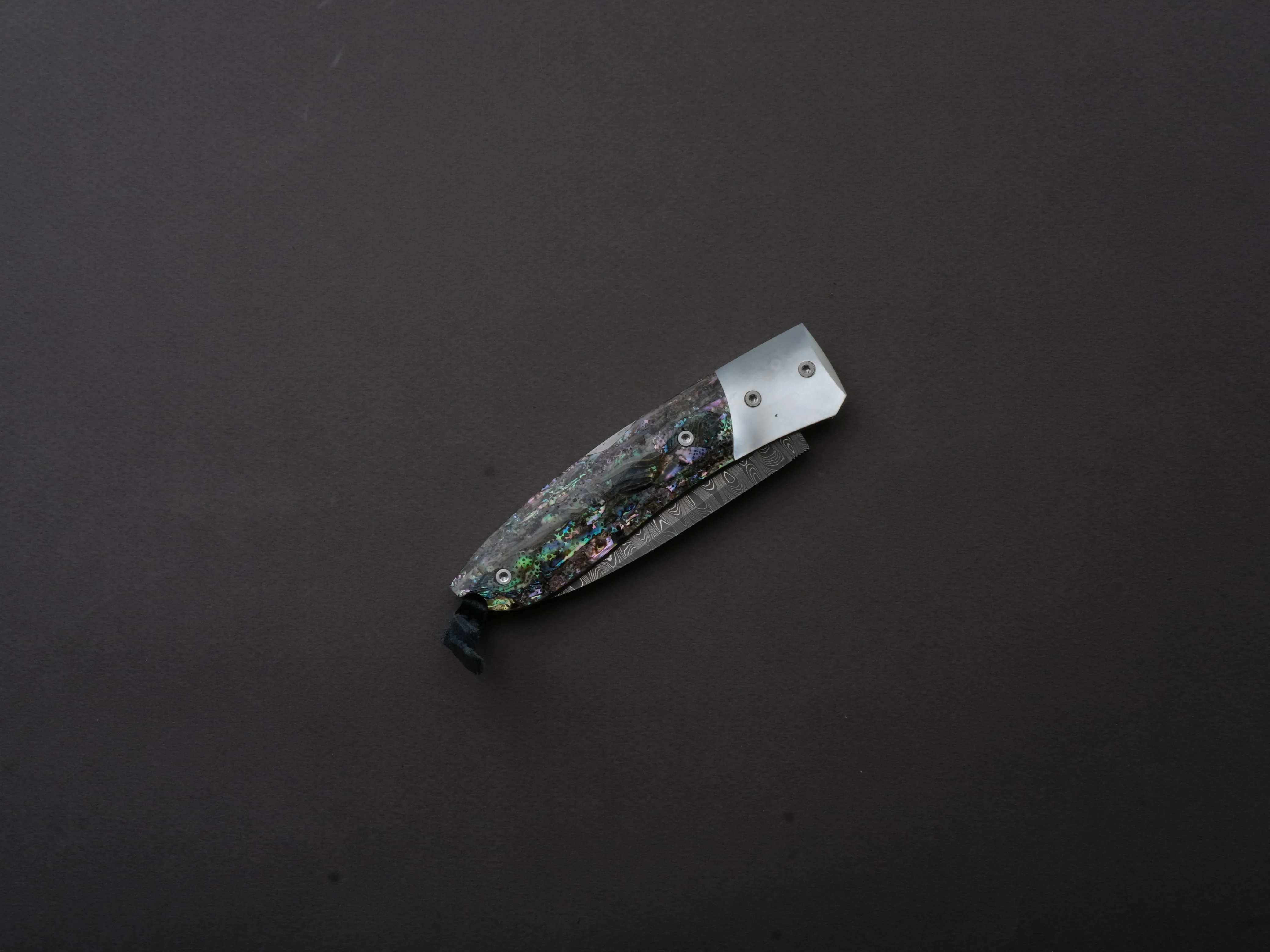 lionSTEEL - Folding Knife - Opera 74mm - D2 - Lock Back - Mother of Pearl & Abalone - Image 4