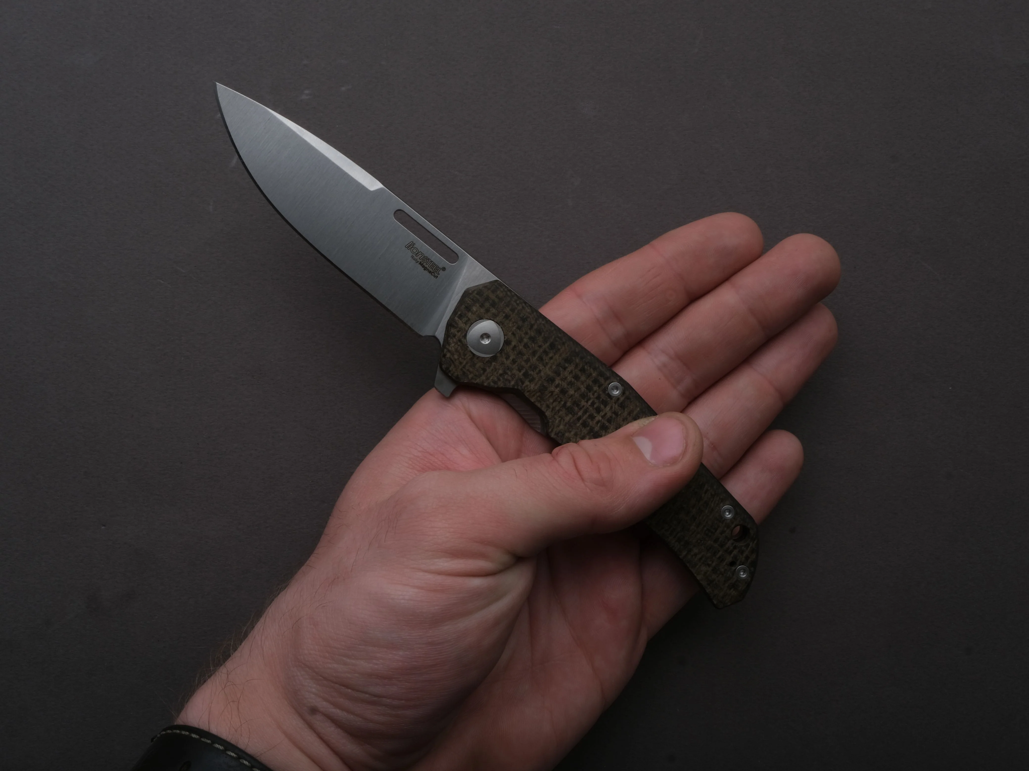 LionSTEEL - Folding Knife - Q4TTRO - Frame Lock - Magnacut - 84mm - Natural Canvas - Image 4