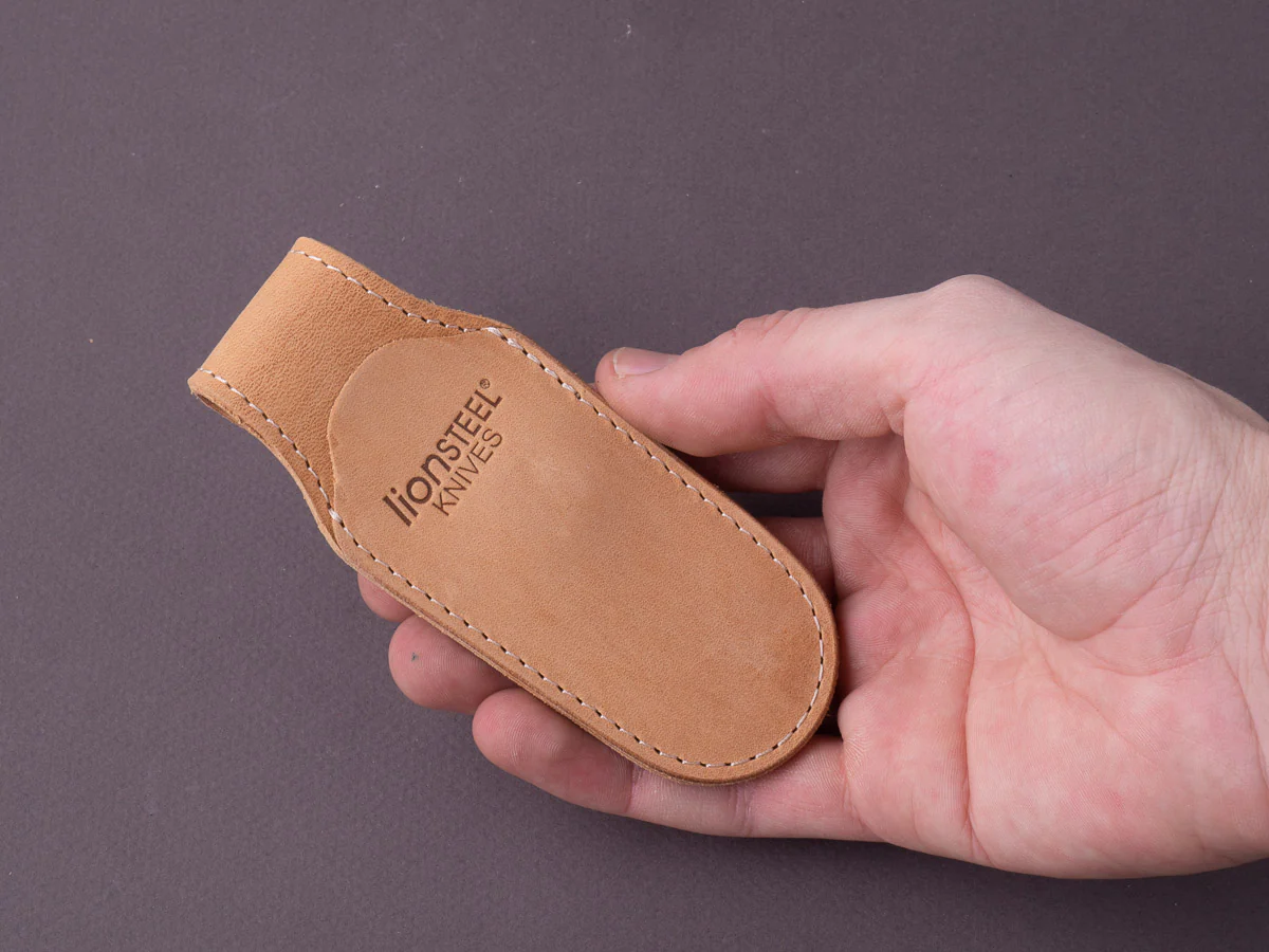 lionSTEEL - Magnetic Leather Sheath /w Clip - Natural - Image 4