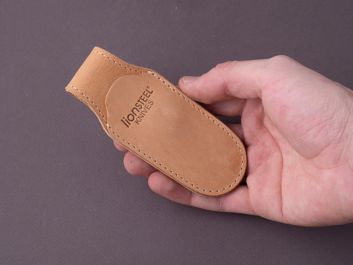 lionSTEEL - Magnetic Leather Sheath /w Clip - Natural - Image 5