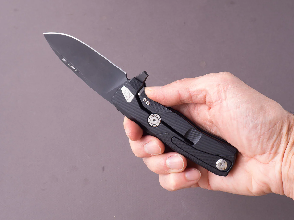 lionSTEEL - SOLID Folding Knife - Frame Lock - ROK - M390 - 85mm - Black Aluminum - Black MilSpec - Image 7