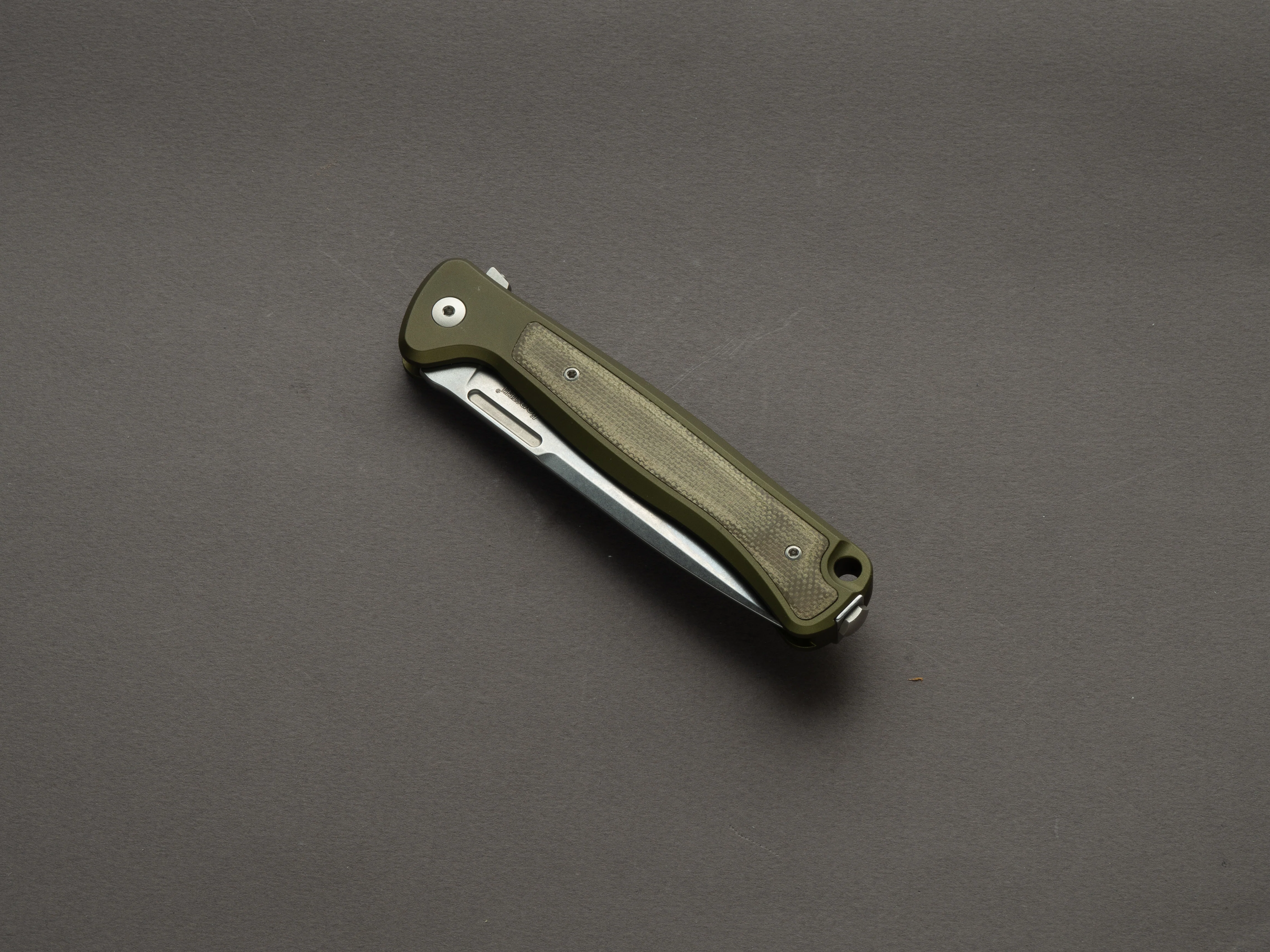 lionSTEEL - SOLID Folding Knife - Frame Lock - Skinny - MagnaCut - 85mm - Green Aluminum Handle - Image 3