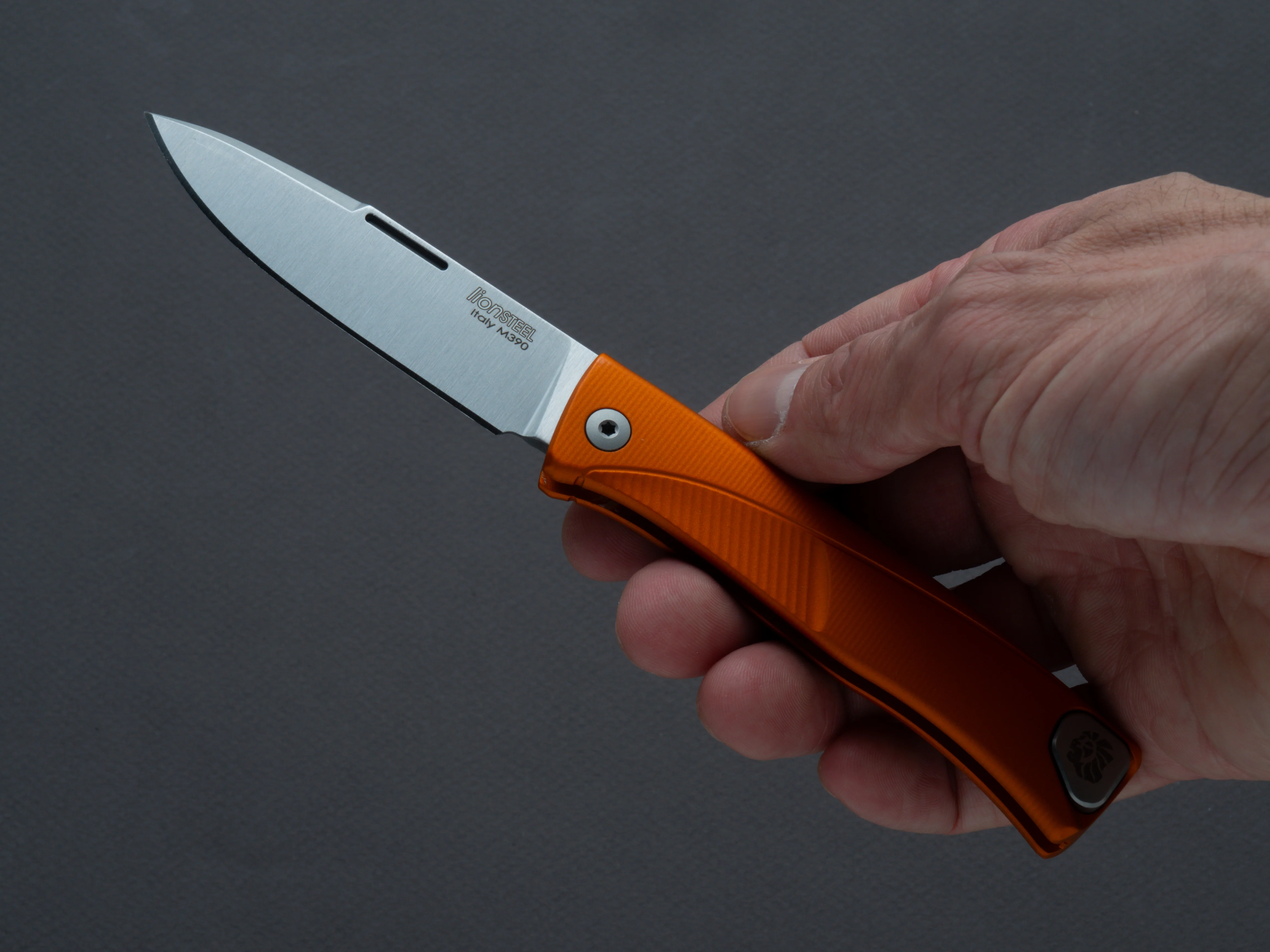 lionSTEEL - SOLID Folding Knife - Thrill - Slip Joint - M390 - 75mm - Orange Aluminum - H. WAYL Clip - Image 4