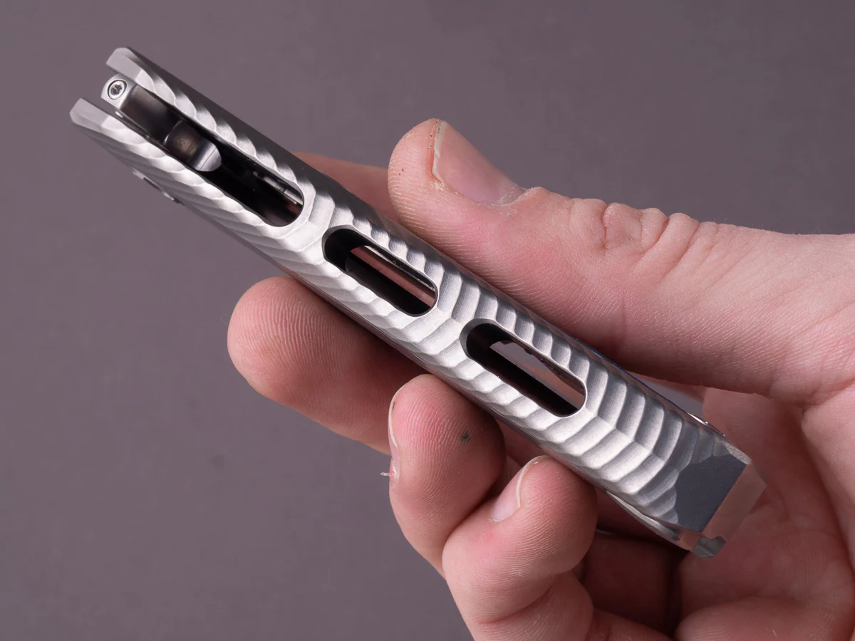 lionSTEEL - SOLID Folding Knife - Frame Lock - ROK - M390 - 85mm - Grey Titanium - Image 12