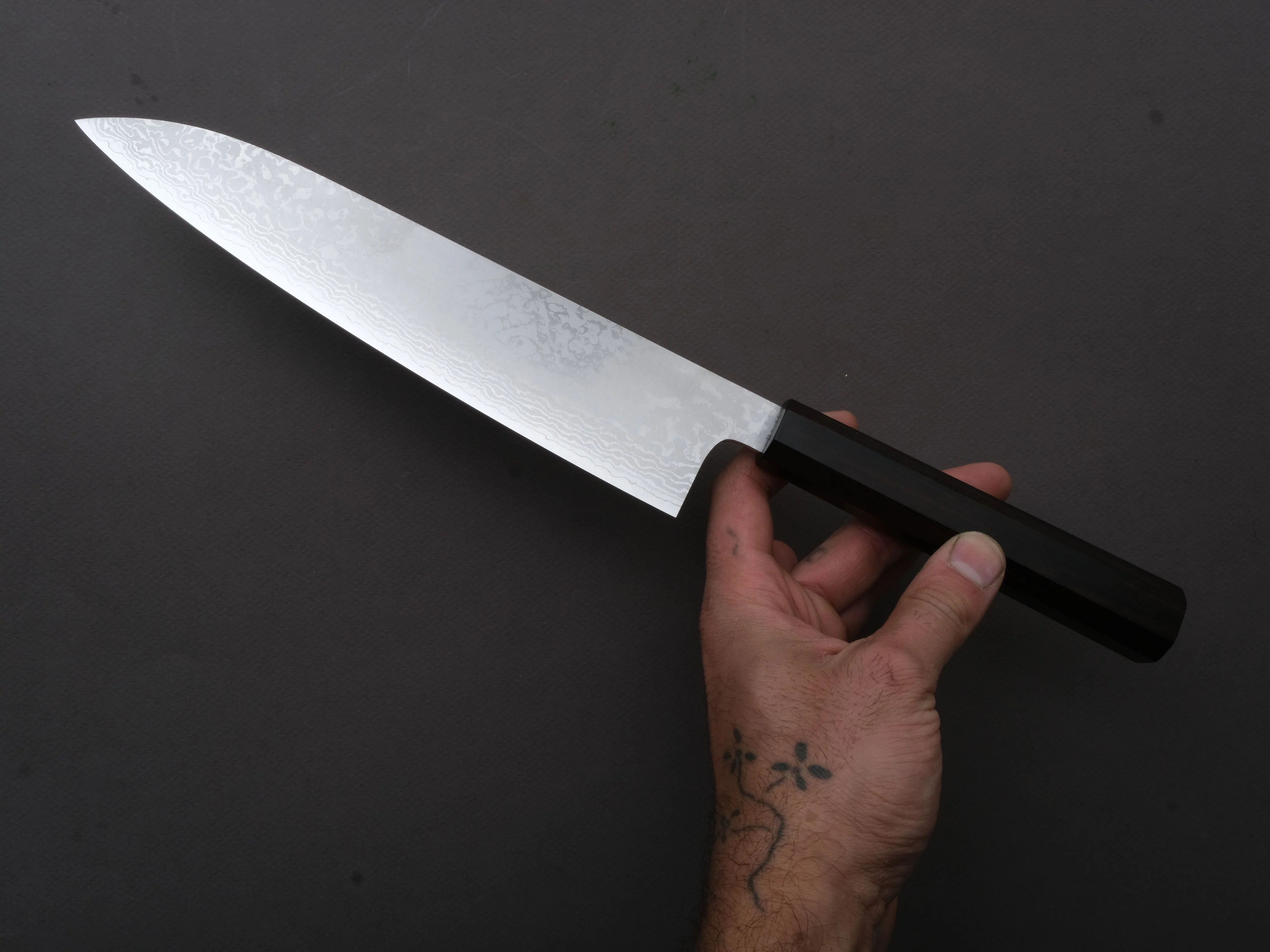 Makoto Kurosaki - VG7 - Damascus - Gyuto - 210mm - Ebony Handle - Image 4