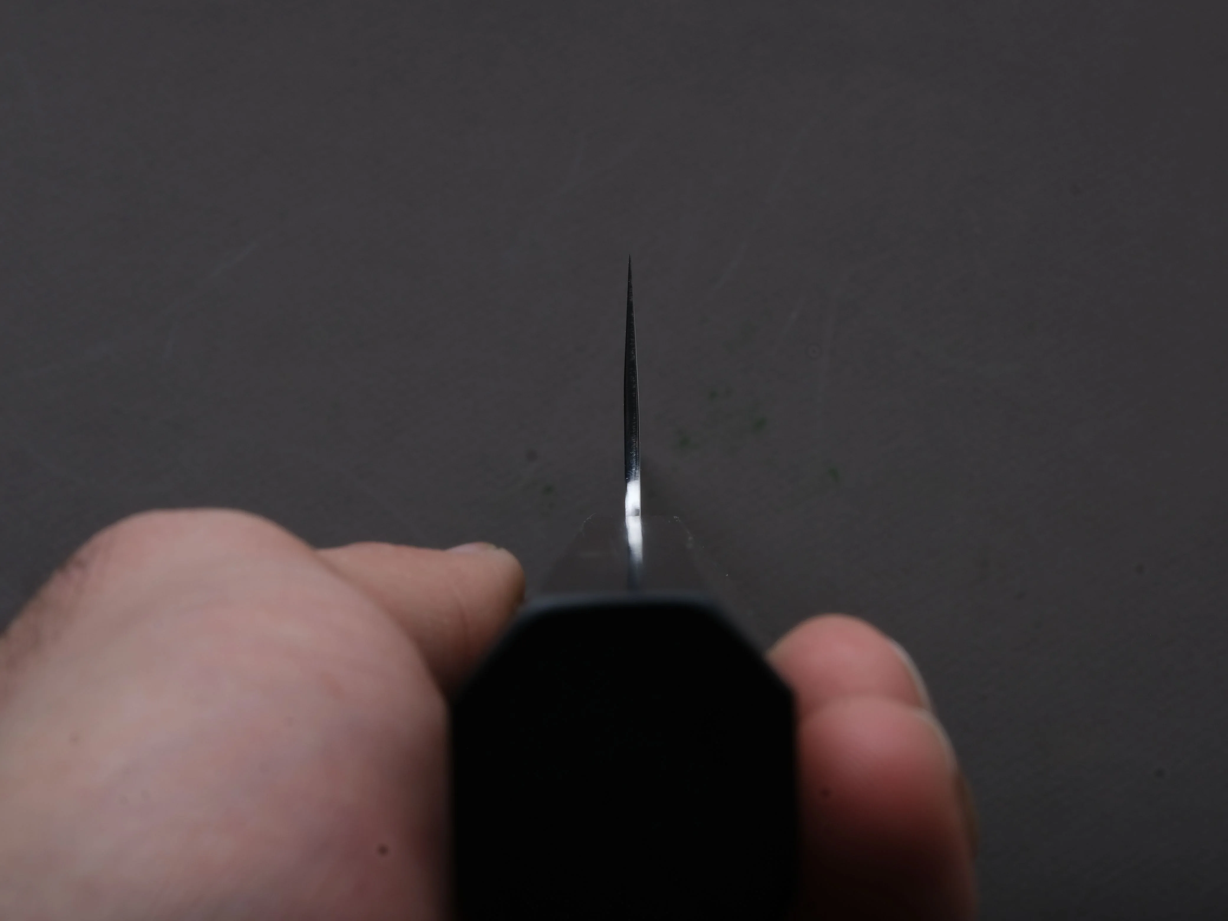 Makoto Kurosaki - VG7 - Damascus - Gyuto - 210mm - Ebony Handle - Image 5