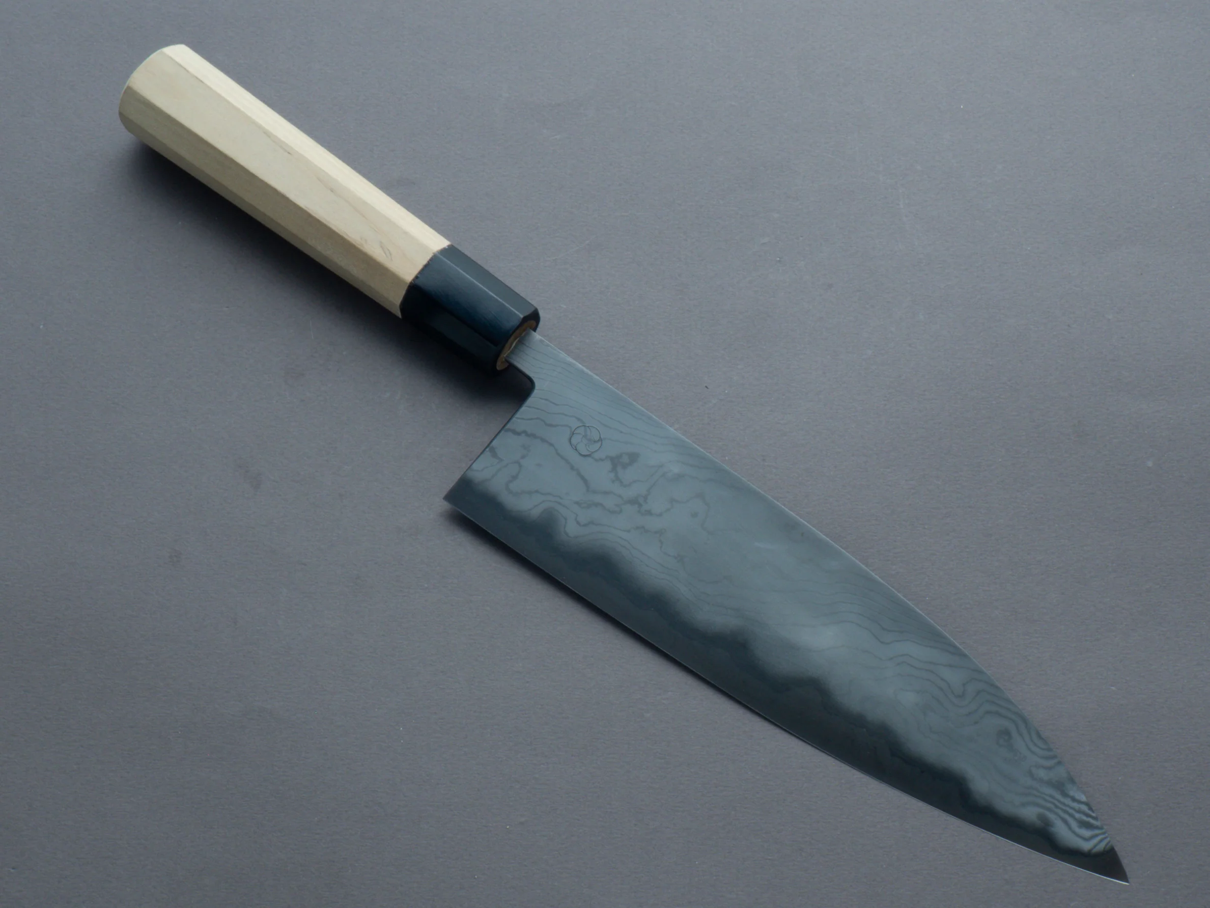 Miyazaki Kajiya - Hineri Damascus - Blue #2 - 210mm - Gyuto - Magnolia Handle