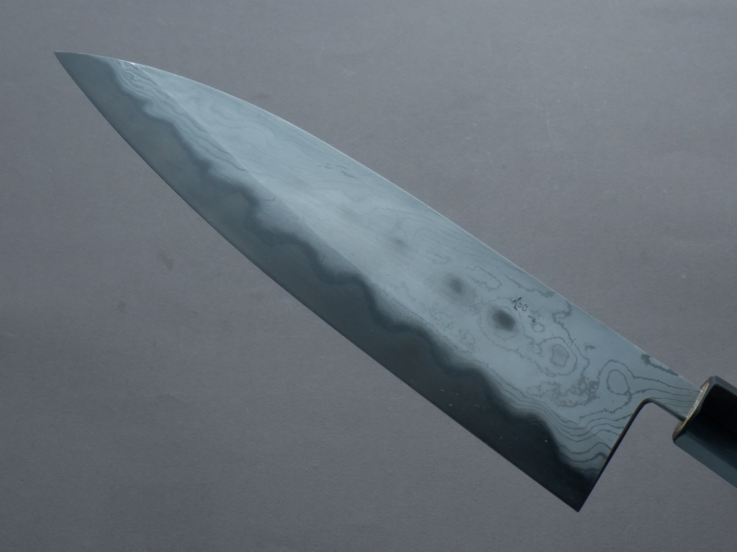 Miyazaki Kajiya - Hineri Damascus - Blue #2 - 210mm - Gyuto - Magnolia Handle - Image 3