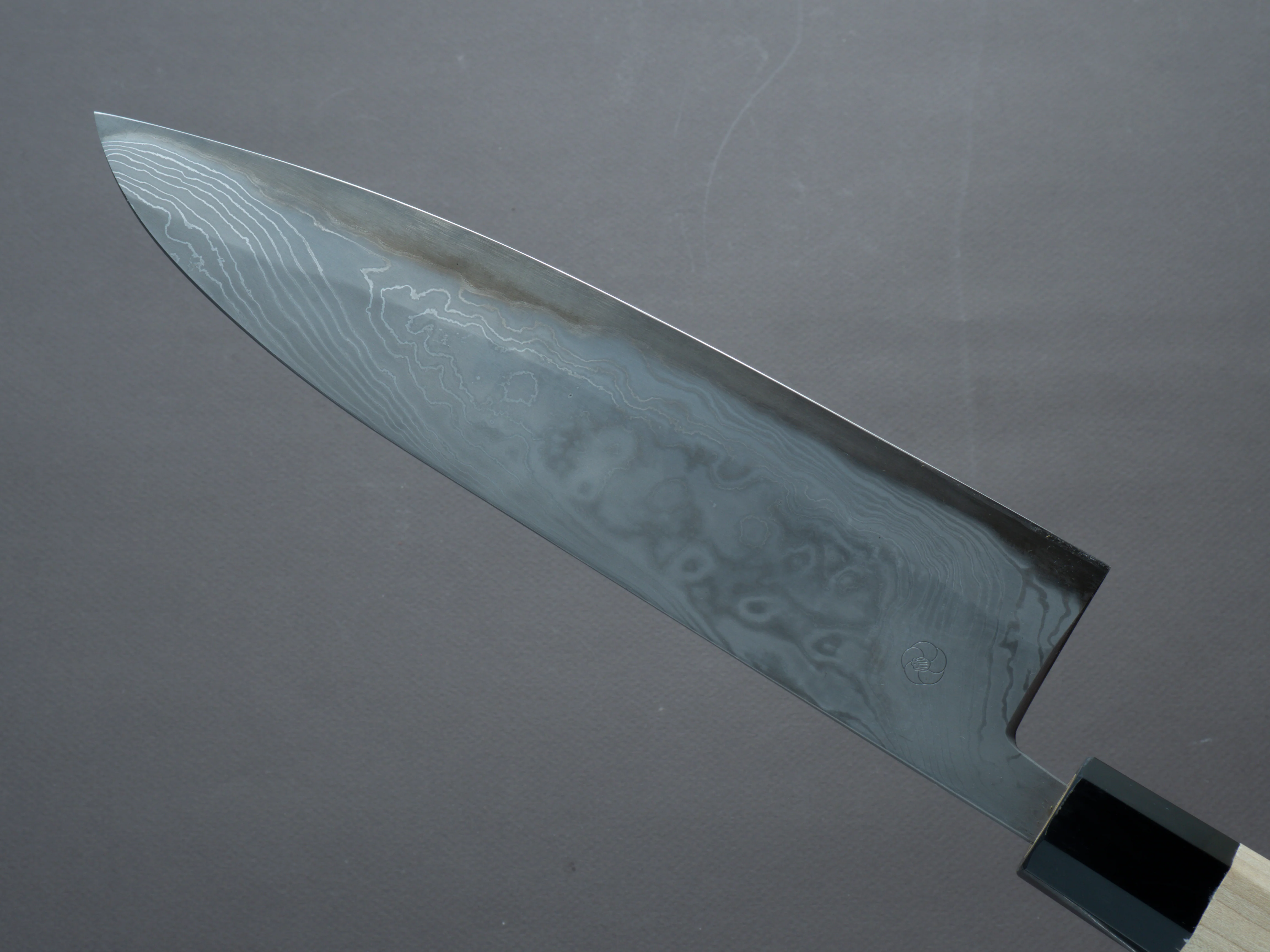 Miyazaki Kajiya - Hineri Damascus - Blue #2 - 240mm - Gyuto - Magnolia Handle - Image 4