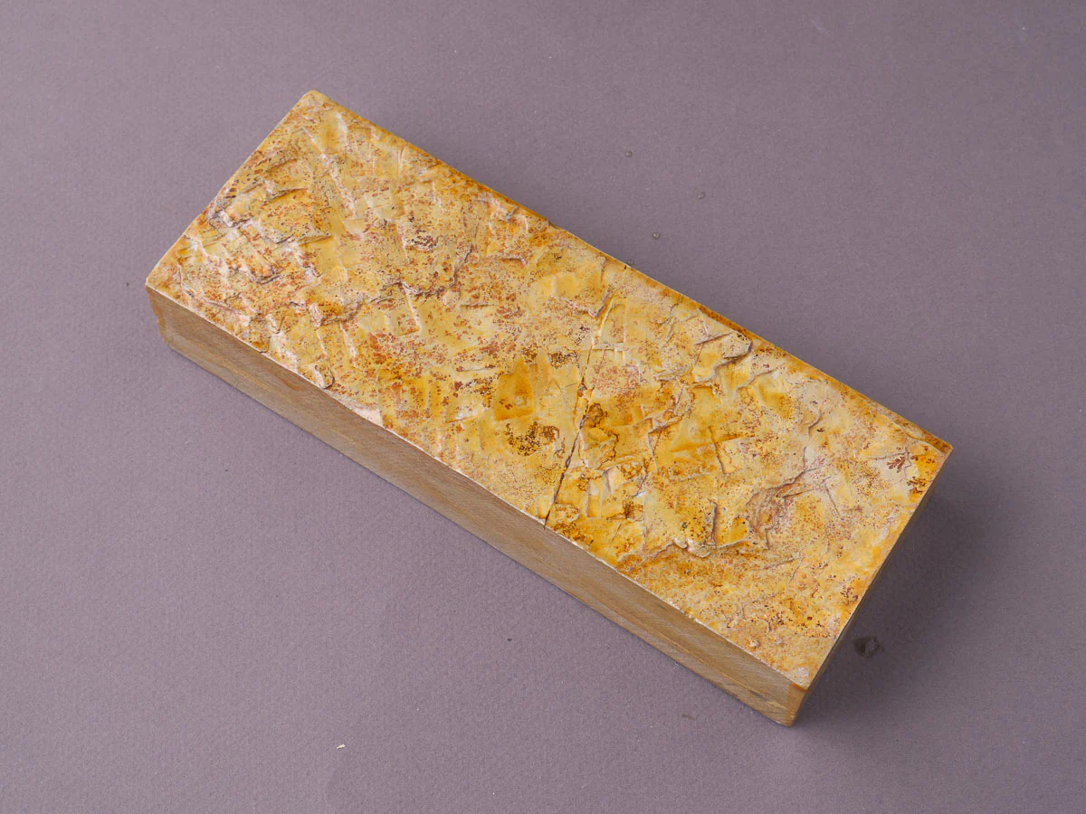 Morihei - Natural Stone - Premium Pick - Uchigumori Jito - No. 2 - Image 2