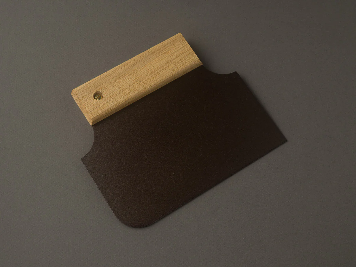 Netherton Foundry - Black Iron Dough Cutter - Oak Wood Handle - Image 2