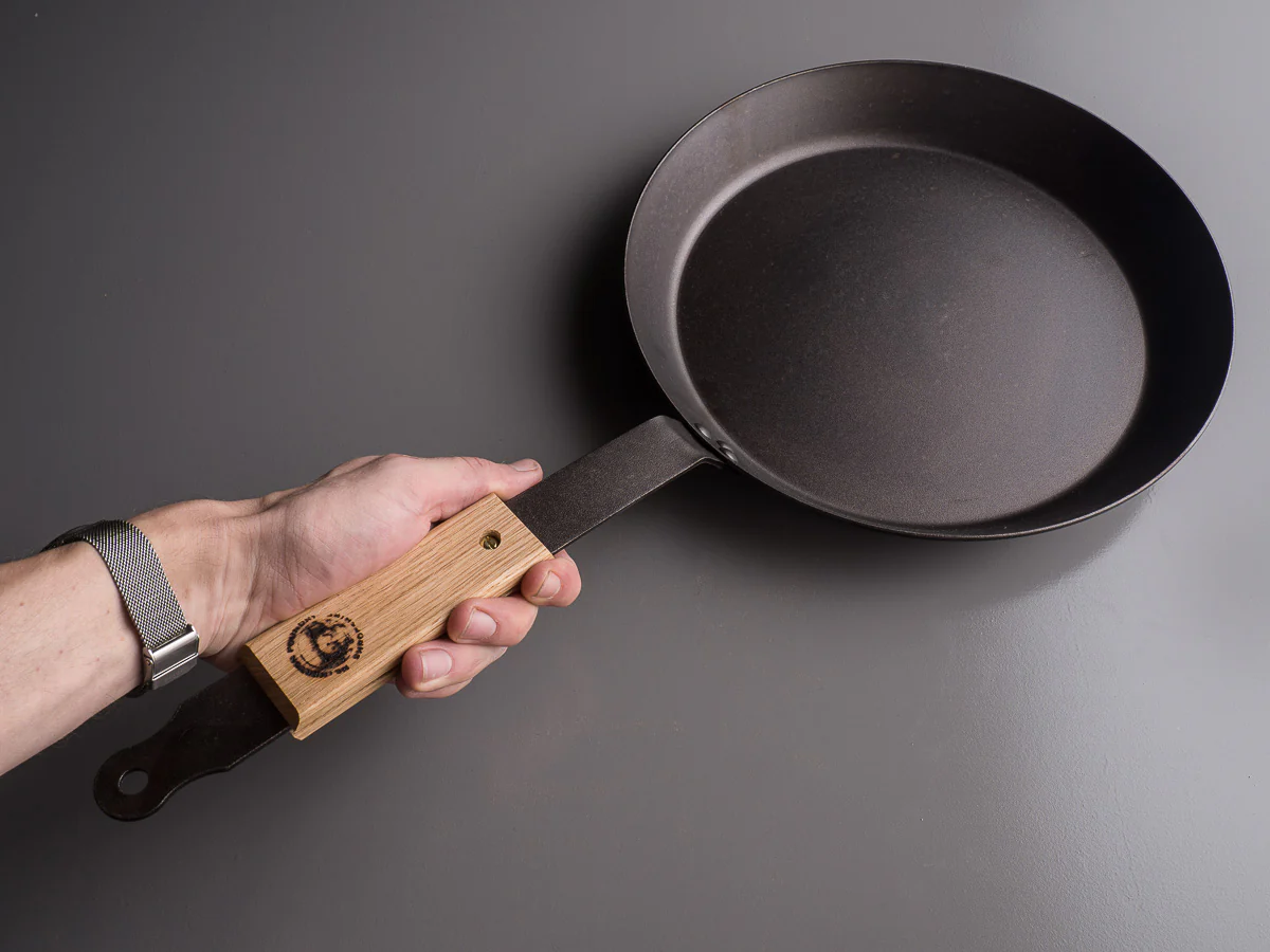 Netherton Foundry - Spun Iron - 12" Steak Pan - Heavy Duty Skillet - Removable Wood Grip - Image 3