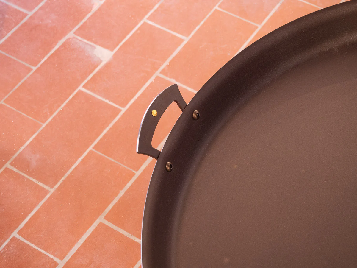 Netherton Foundry - Spun Iron - 33" Paella Pan - Image 3