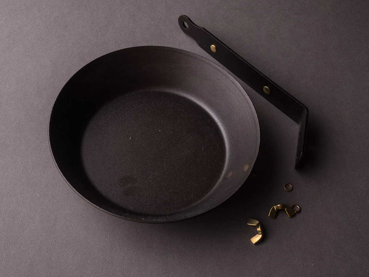Netherton Foundry - Spun Iron - 8" "Glamping" Frying Pan - Oven Safe - Metal Lid - Image 4