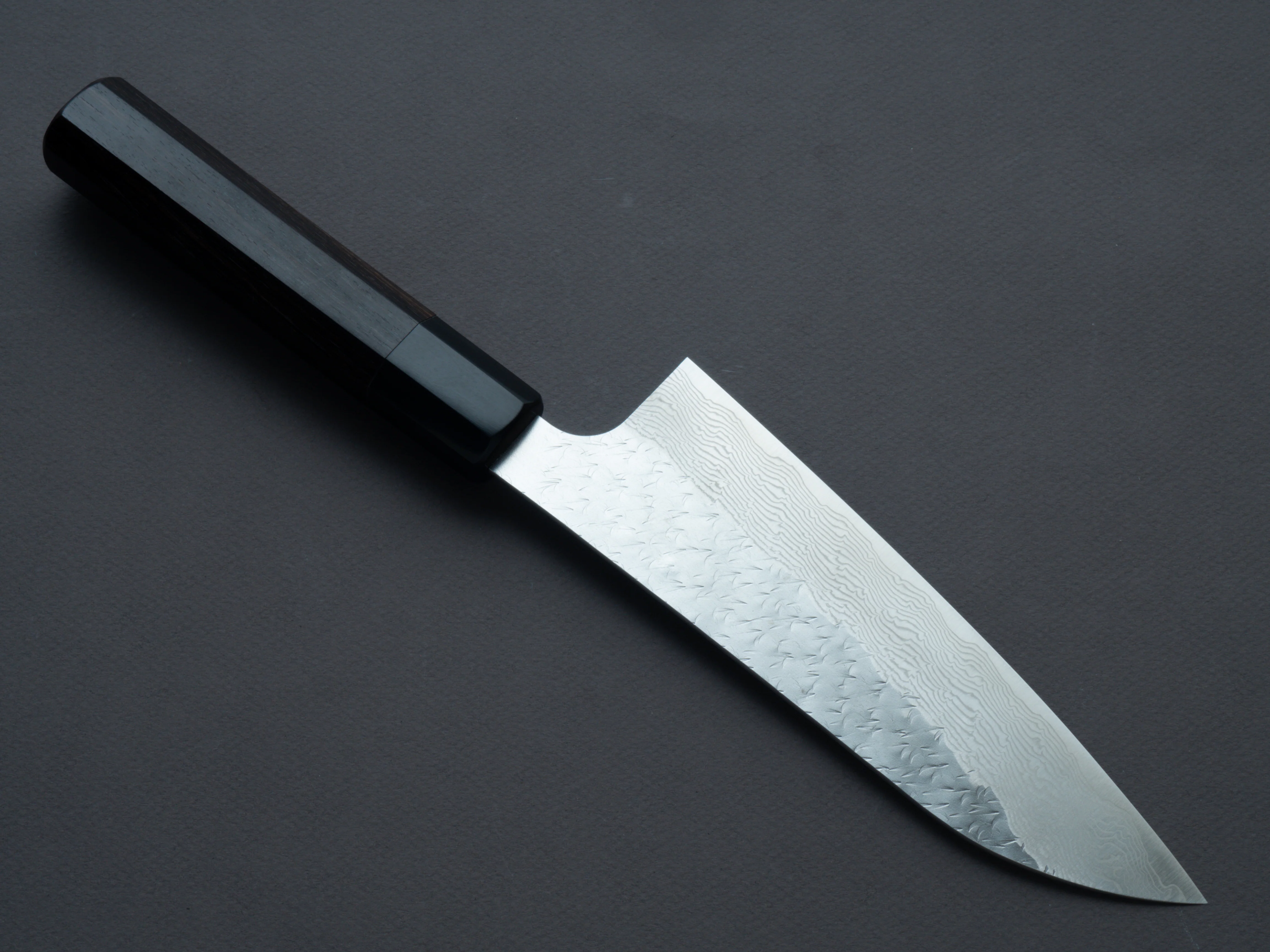 Nigara Hamono - SPG STRIX - Tsuchime Damascus - Santoku - 180mm - Ebony Handle - Image 2