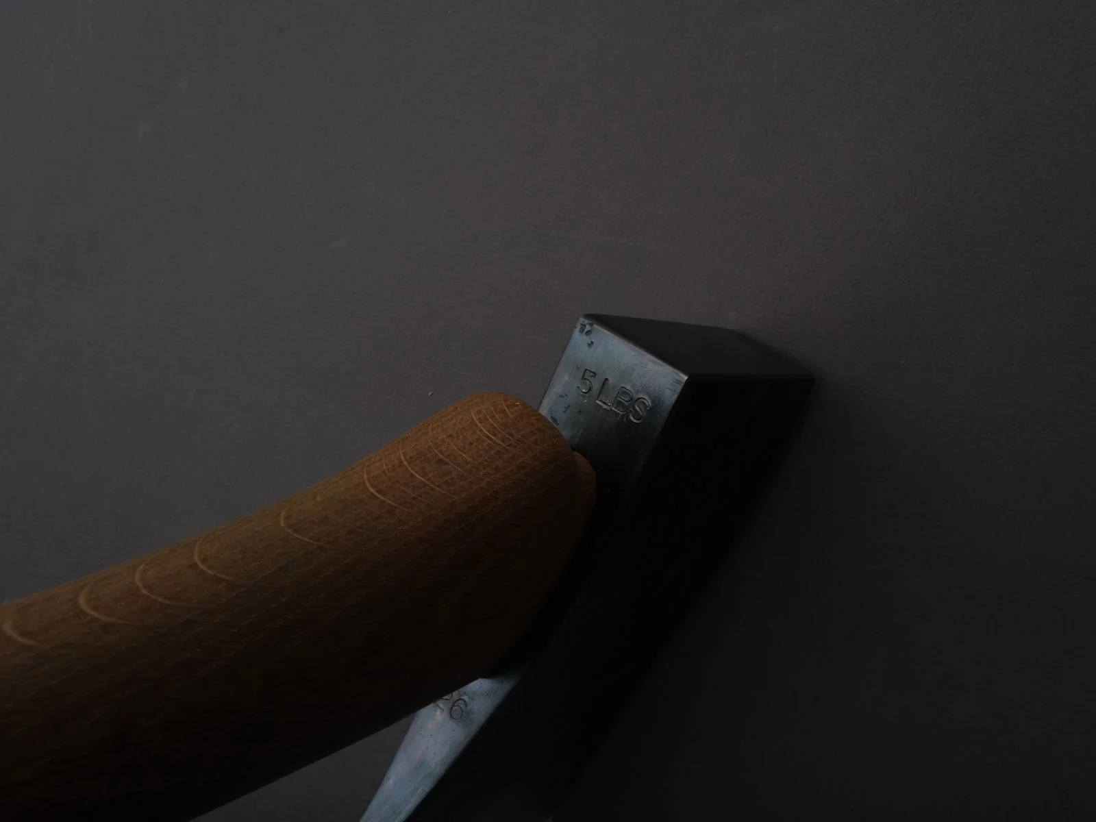 Northeast Axe & Tool - 5lb Splitting Axe - 1055 Carbon - Hickory Handle - Image 10