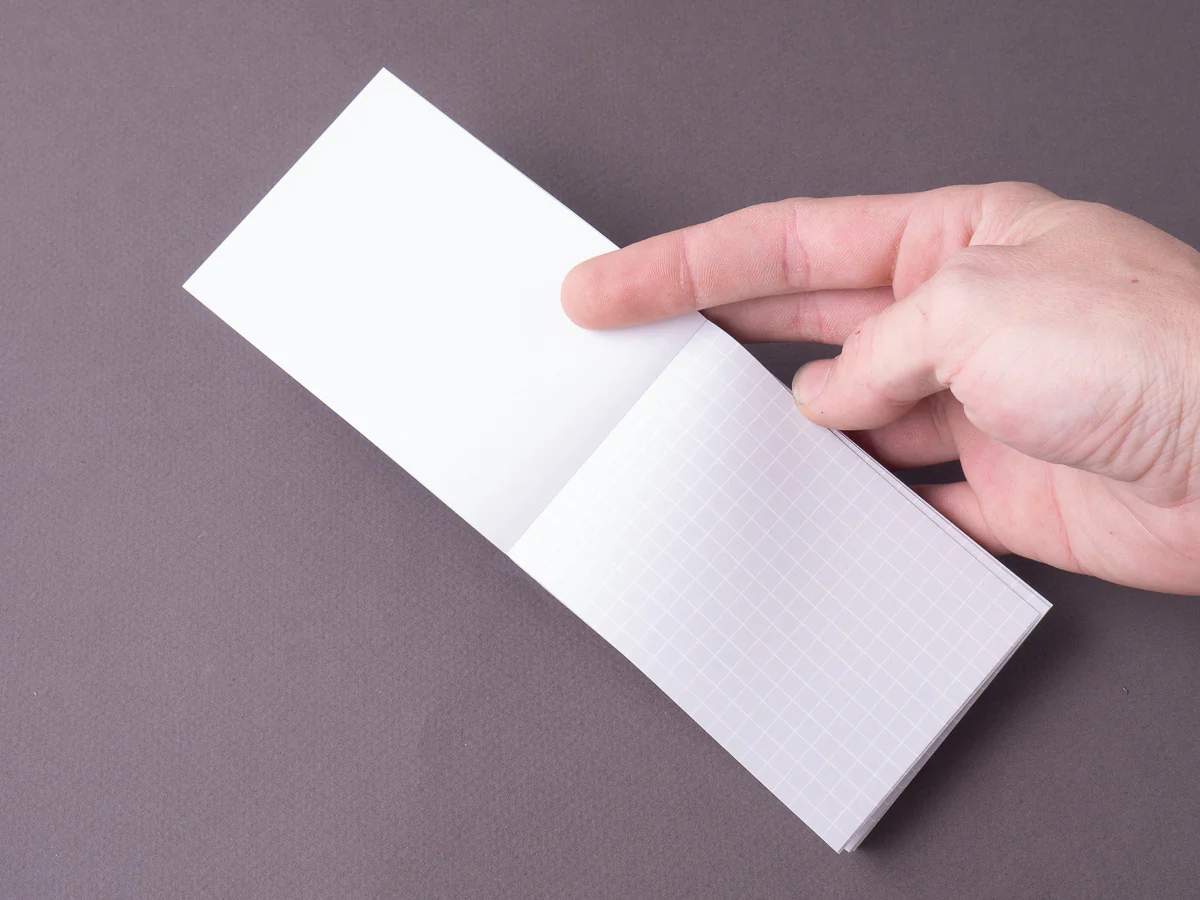Komon - Watashi no Sobani Notepad - Multiple Colors - Image 4