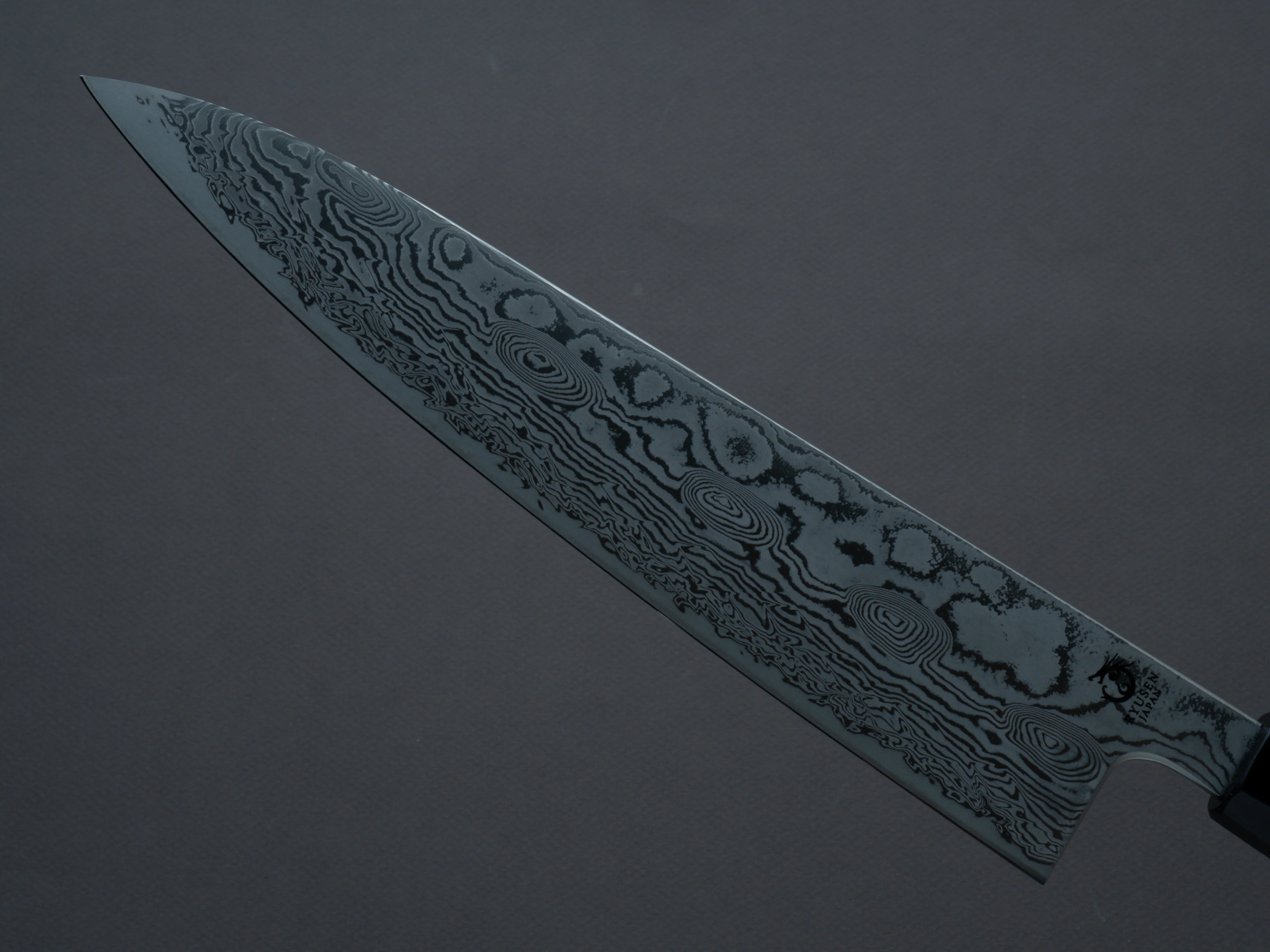 RYUSEN - BONTEN UNRYU KAI - VG10 Damascus - 240mm Gyuto - Quince Handle - Image 3