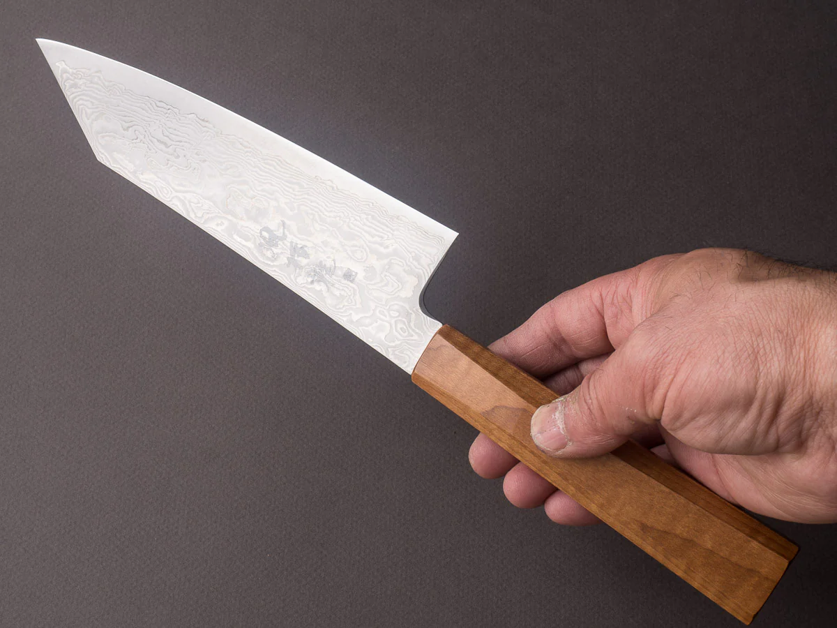 RYUSEN - FUKAKURYU - ATS314 Damascus - 170mm Kiritsuke Santoku - Mono Curly Maple Handle - Image 5