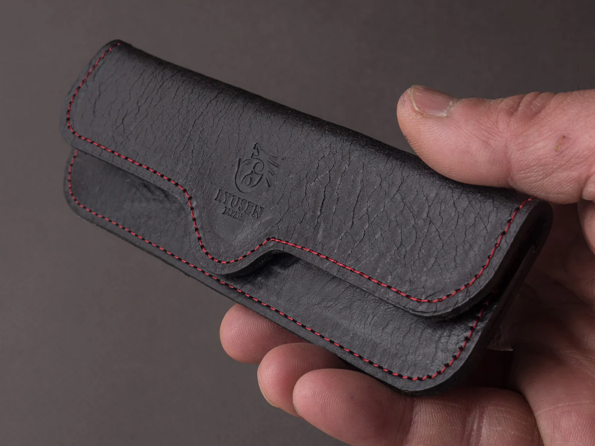 Ryusen - SK07 - Single Bevel Folding Steak Knife - Coreless Damascus - Urban Black Handle w/ Red Stitch Leather Case - Image 11