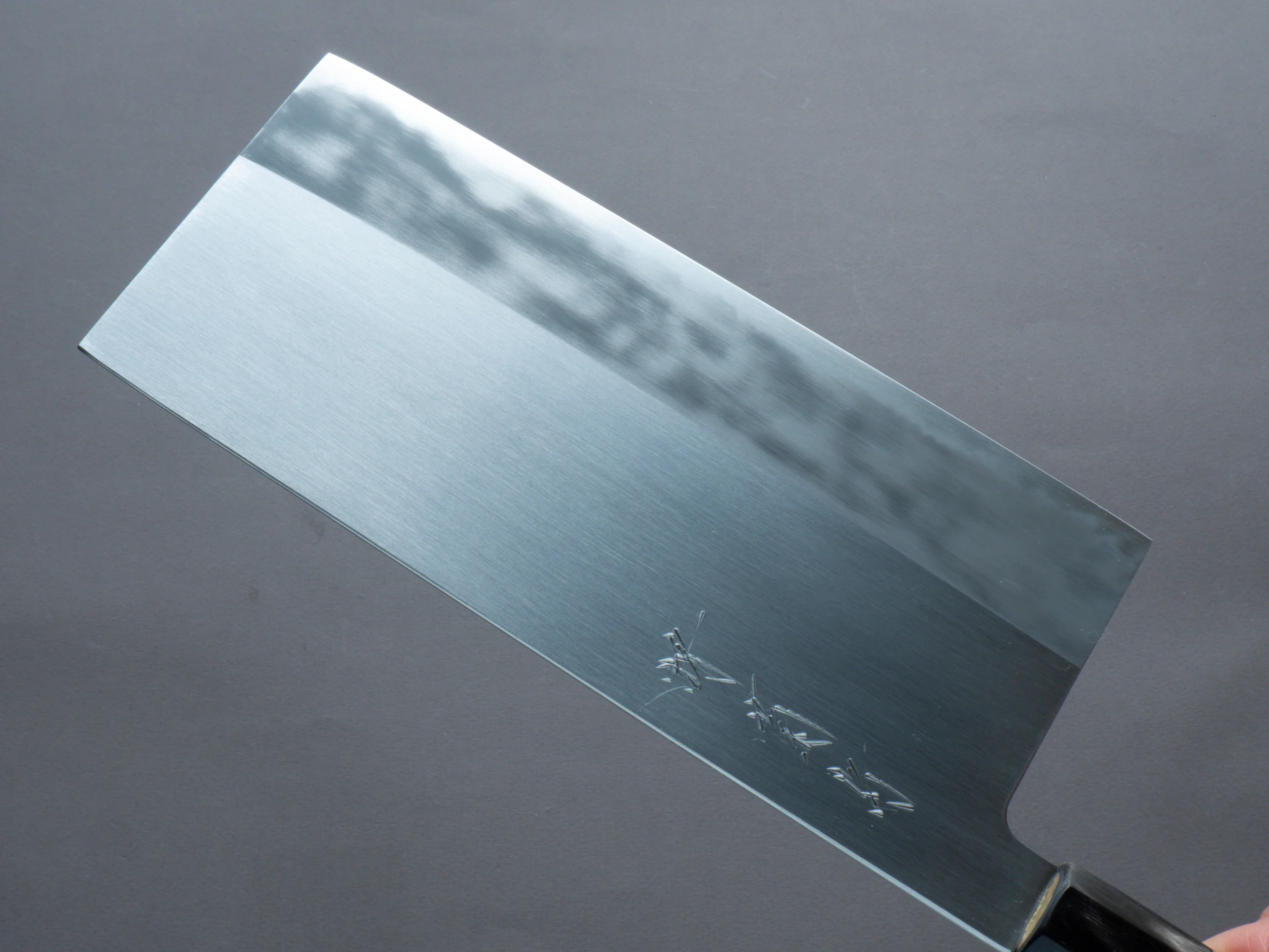 Sakai Kikumori - Gokujyo - White #2 - Chinese Cleaver - 210mm - Magnolia Handle - Image 4