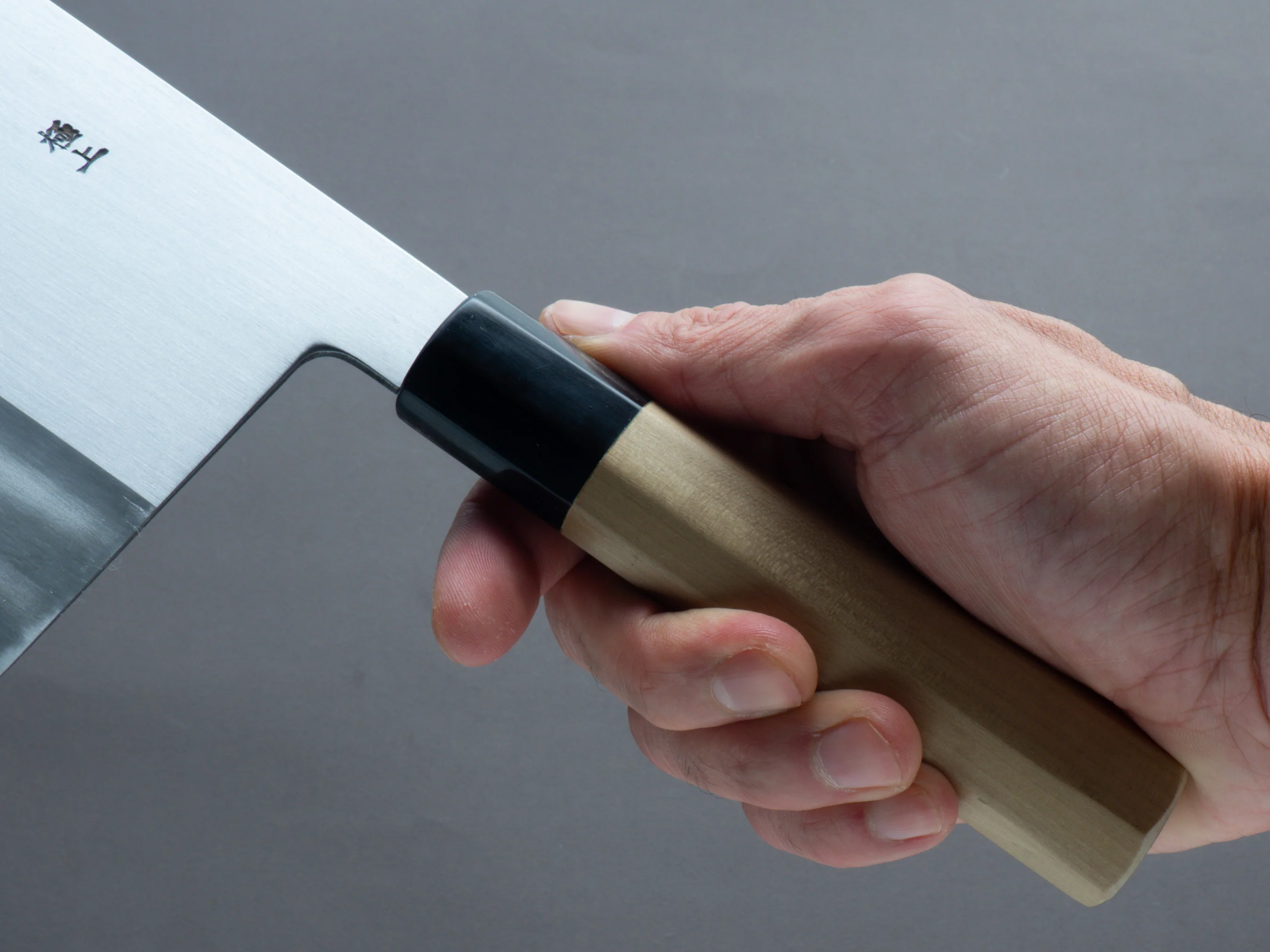 Sakai Kikumori - Gokujyo - White #2 - Chinese Cleaver - 210mm - Magnolia Handle - Image 5