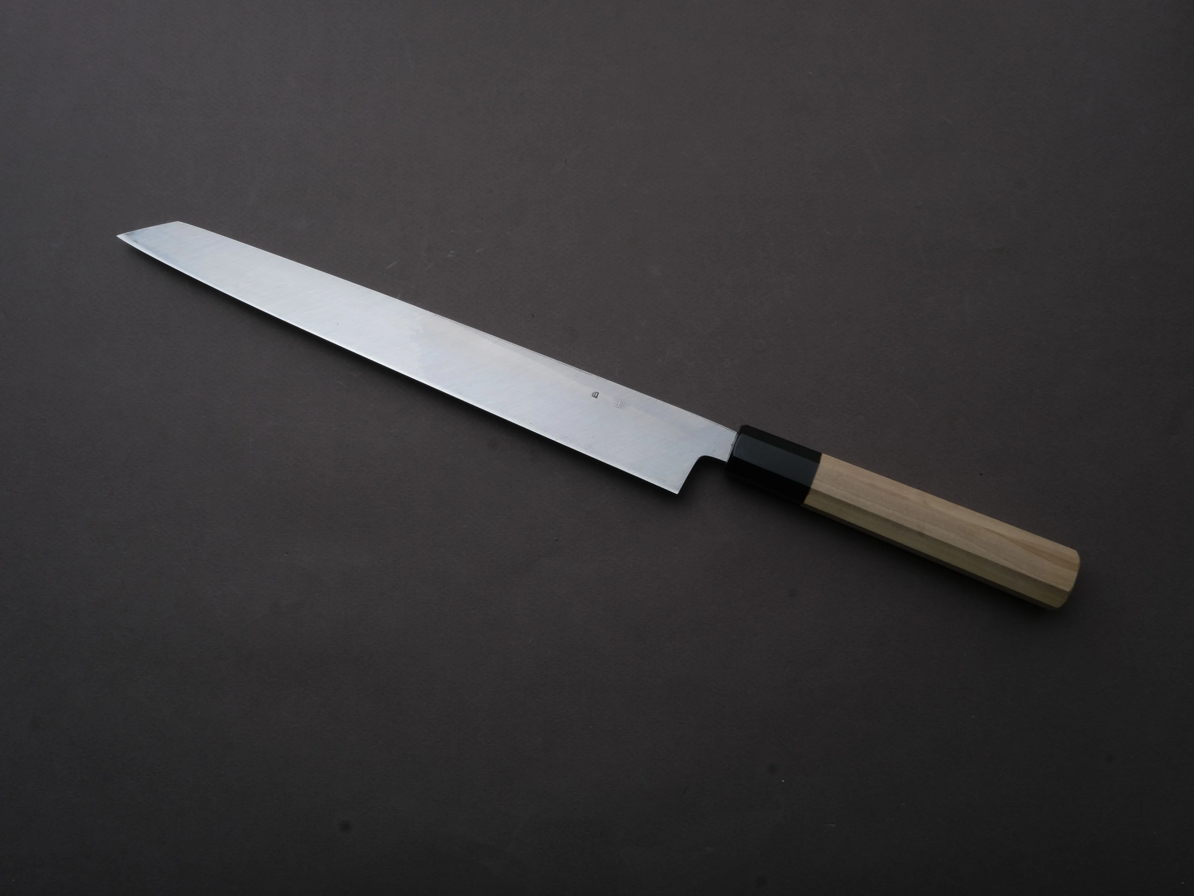 Sakai Kikumori - KIKUZUKI RIN - White #2 - Nashiji - Kiritsuke Yanagiba - 270mm - Magnolia Wood Handle - Image 2